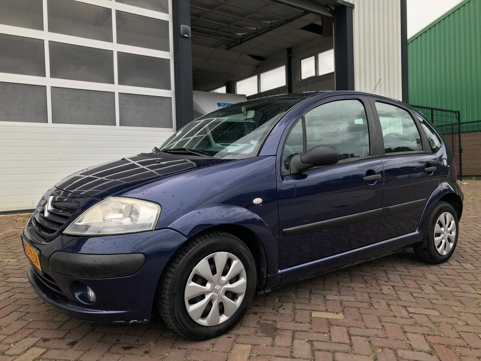 Citroën C3 1.4 I 2004 Nieuwe apk 06-2027 1e eig, Voorwielaandrijving, Stof, Blauw, Origineel Nederlands