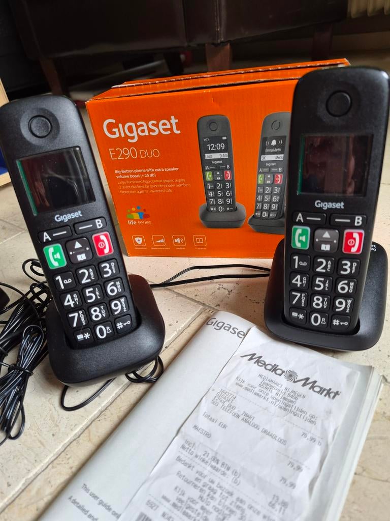Seniorentelefoon Gigaset E290 Duo grote toetsen, Ophalen of Verzenden, Zo goed als nieuw, 2 handsets, Stralingsarm