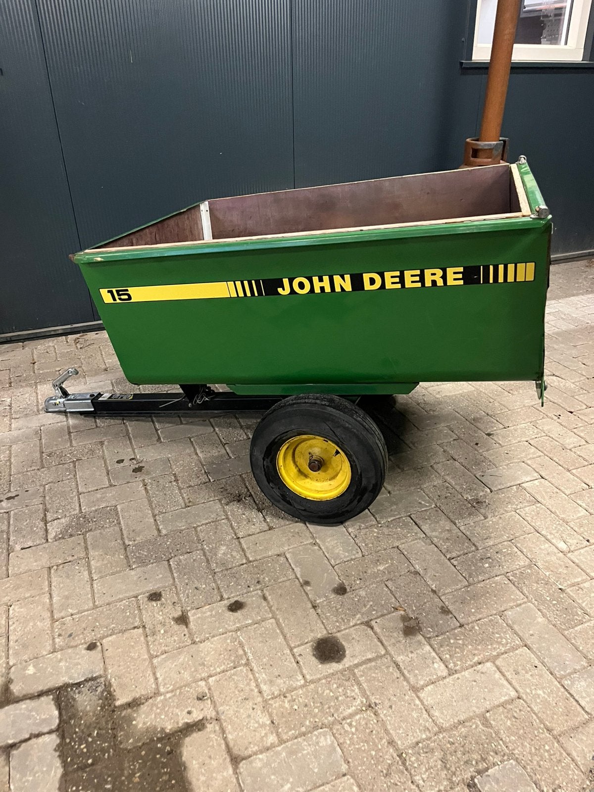 John Deere 15 gazonmaaier aanhanger., Ophalen, Gebruikt