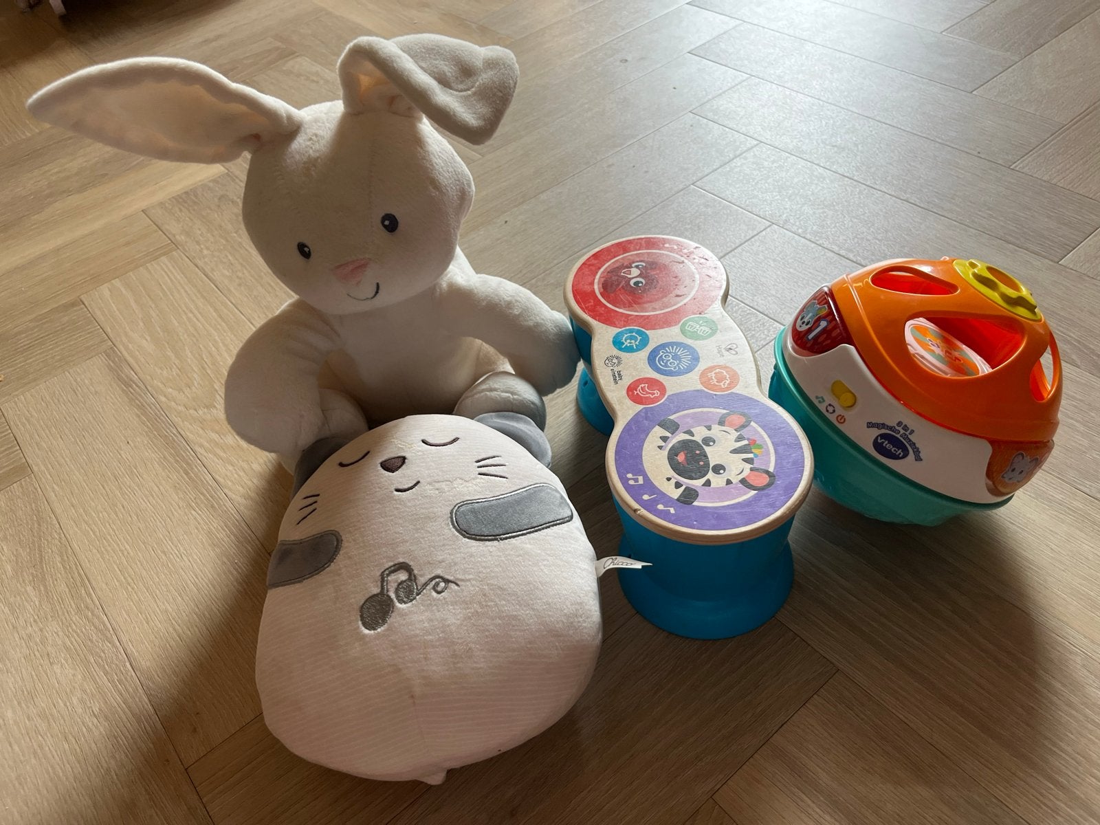 Leuk speelgoedpakket: knuffels, trommel en vormenstoof, Ophalen of Verzenden, Gebruikt, Overige typen, Met geluid