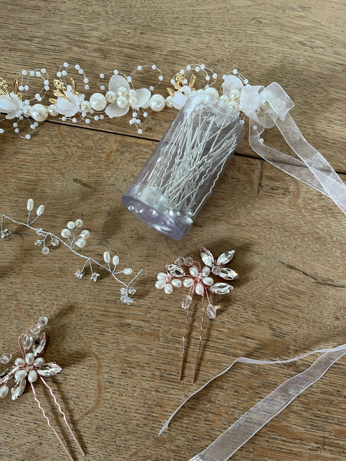 Bruidshaaraccessoires set: kammen, speldjes, haarband, Ophalen of Verzenden, Zo goed als nieuw, Meerkleurig, Accessoires