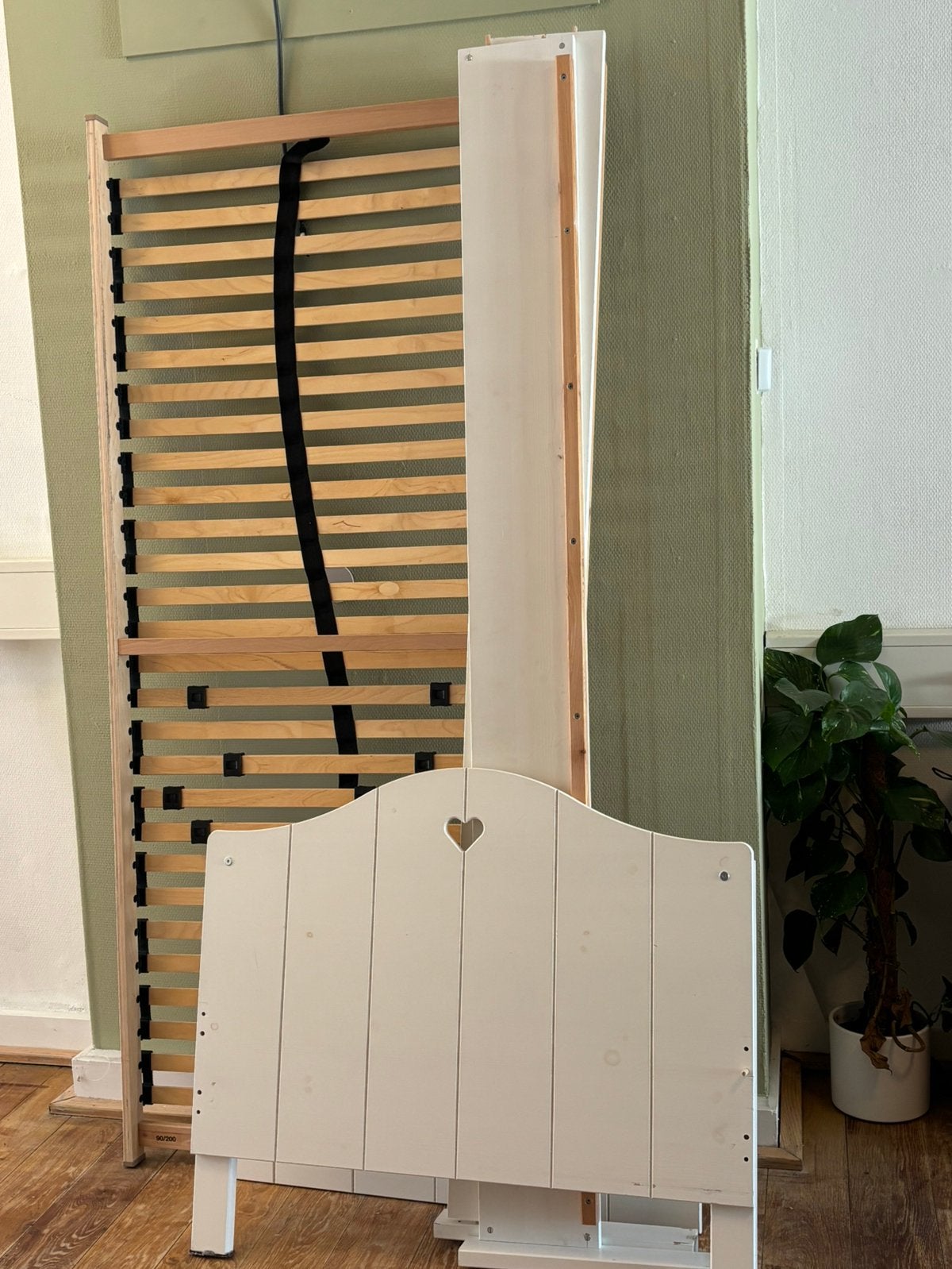 Bed 90x200, Ophalen, Zo goed als nieuw