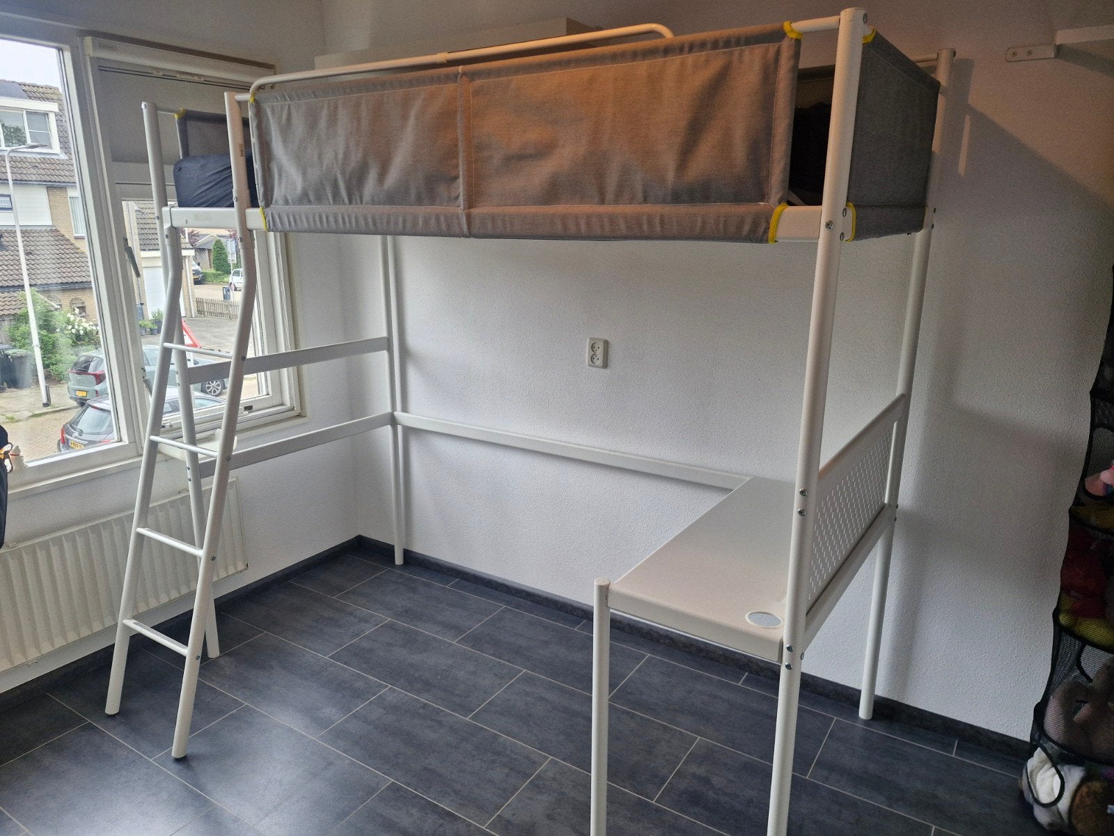 IKEA VITVAL Hoogslaper met bureau, Ophalen, Eenpersoons, 90 cm, Hoogslaper