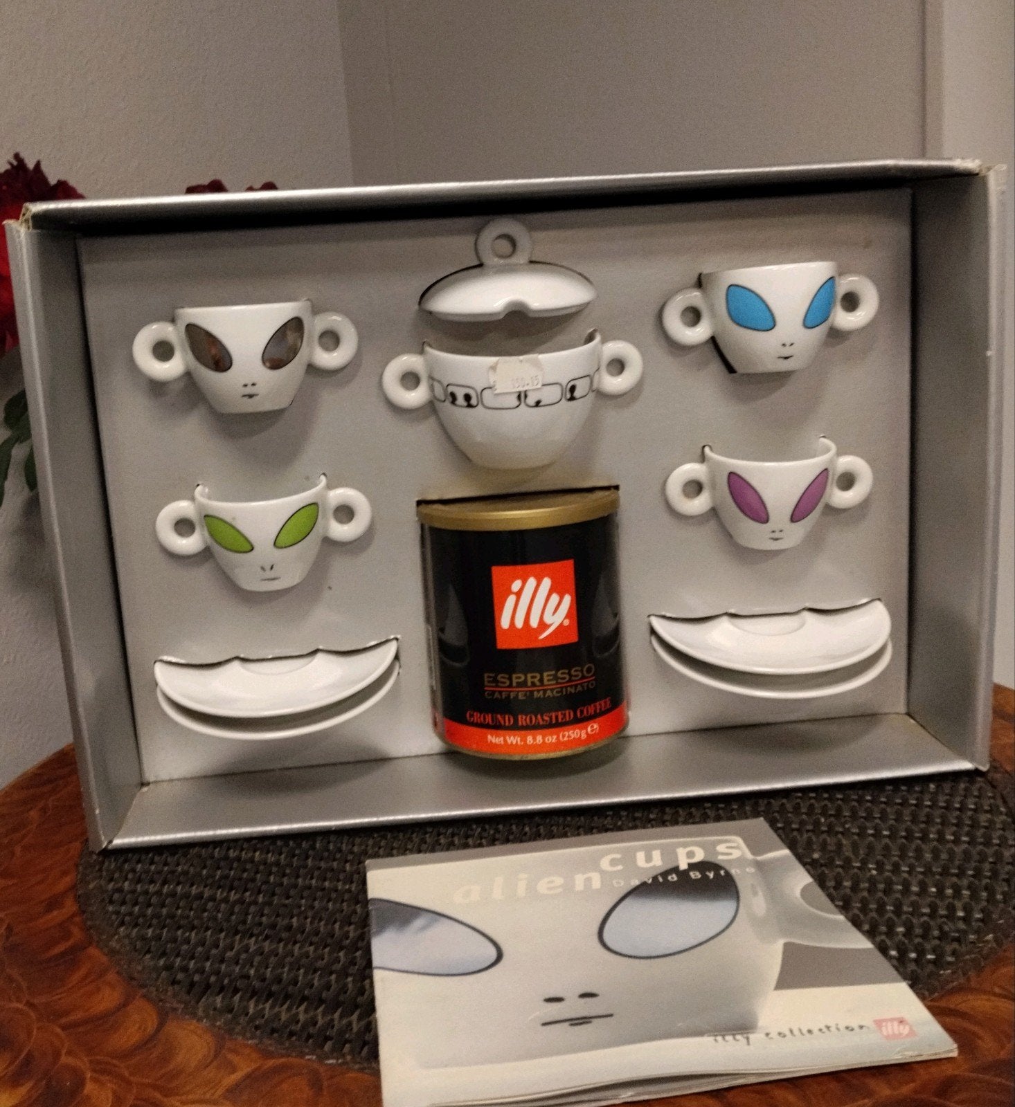 Illy Alien Cups Espresso Kopjes - David Byrne Collectie, Ophalen, Nieuw, Kop(pen) en/of Schotel(s), Porselein