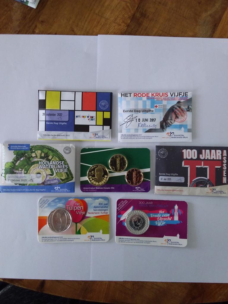 4 Eerste Dag Uitgiftes & 3 UNC Coincards, Ophalen of Verzenden