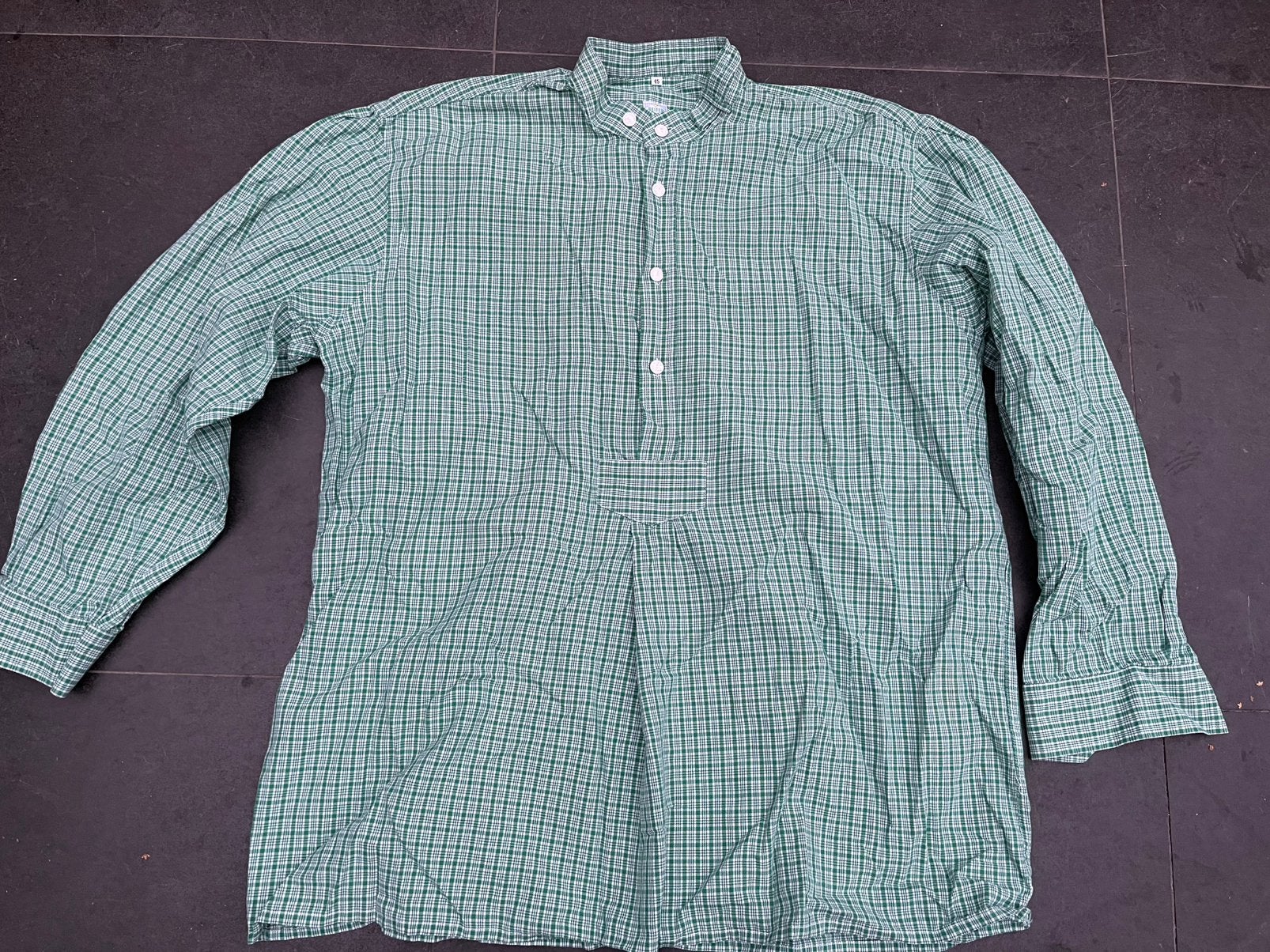 Tiroler blouse maat 45 groen/wit, Ophalen of Verzenden, Zo goed als nieuw, Groen, Overige halswijdtes