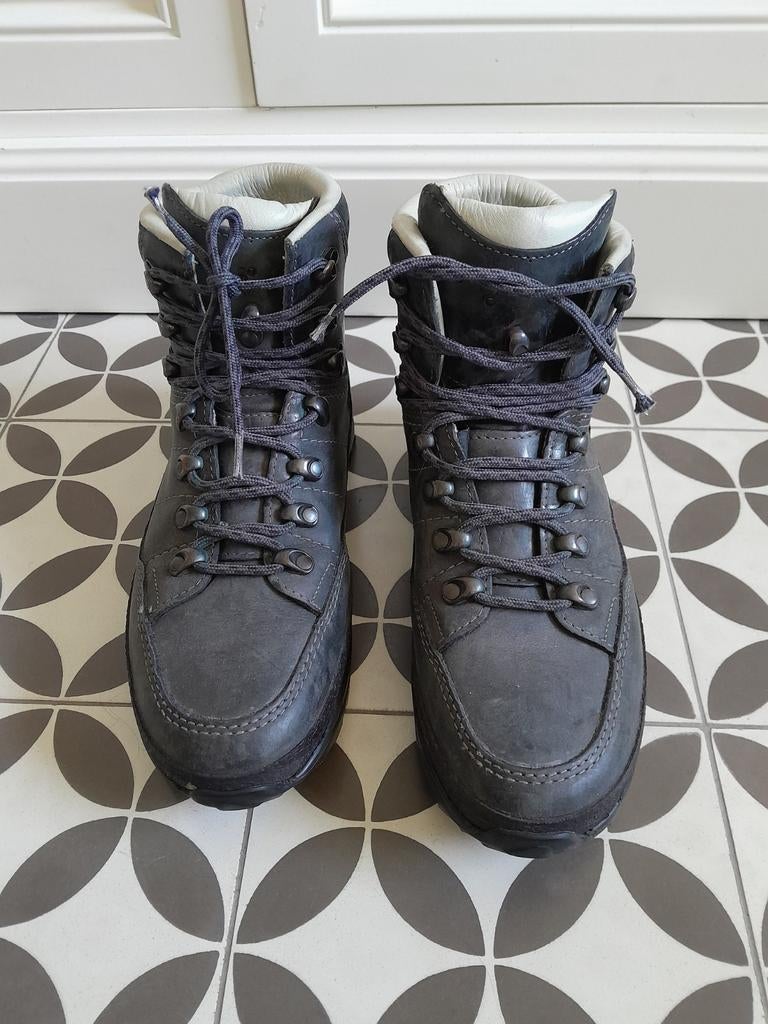Lowa wandelschoenen leer, Ophalen of Verzenden, Zo goed als nieuw, Schoenen