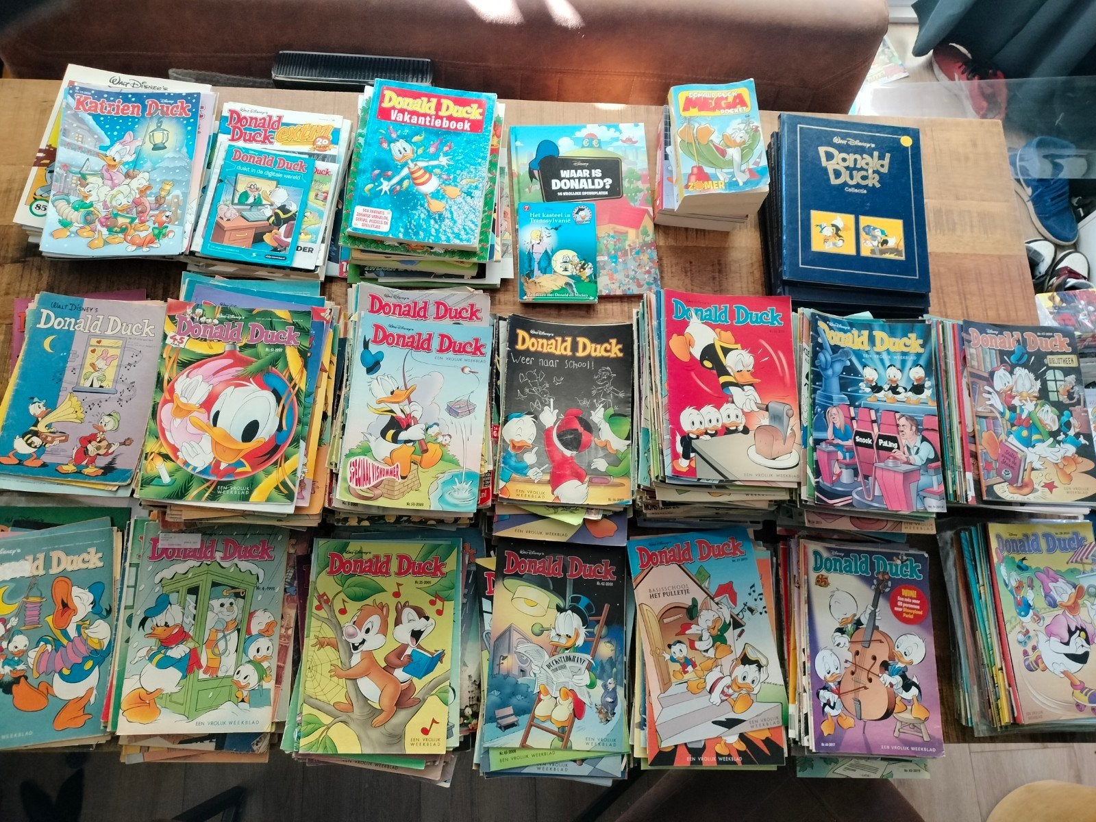 Grote collectie Donald Duck weekbladen, pockets en meer, Meerdere stripboeken, Ophalen of Verzenden, Gelezen
