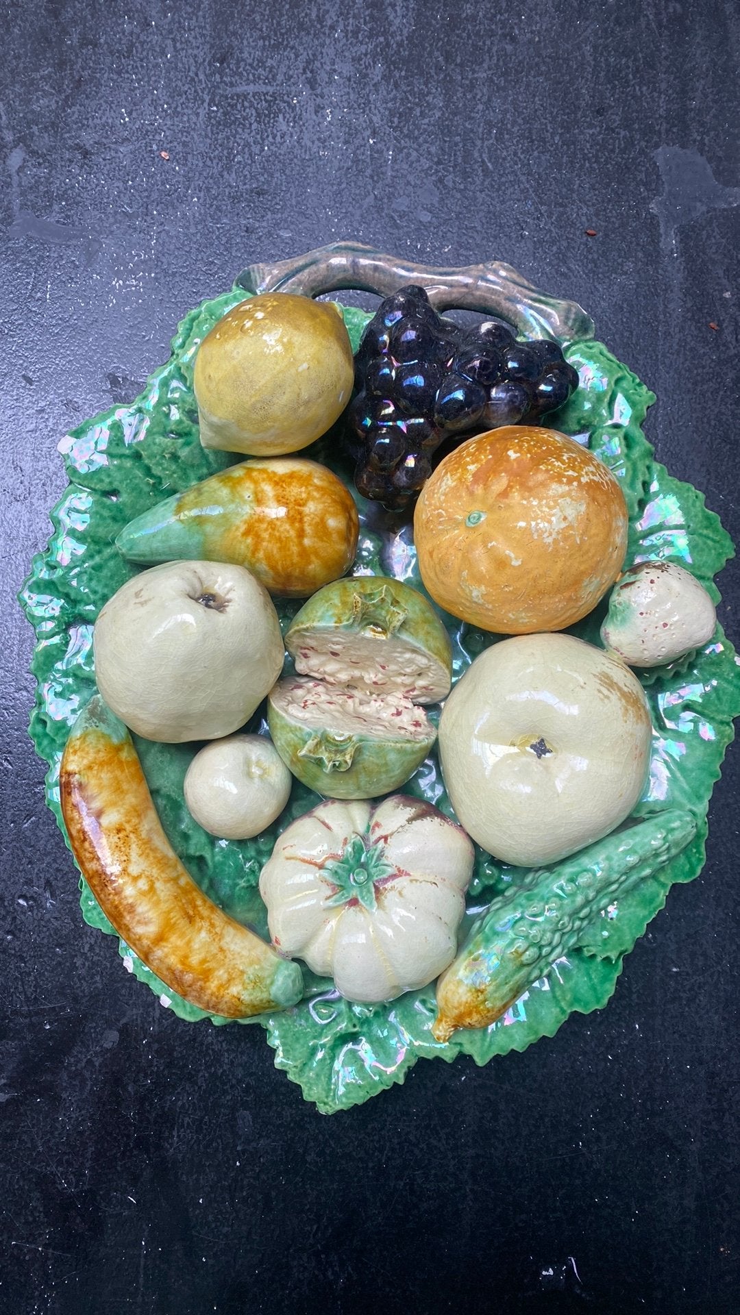Keramiek fruitschaal met fruit - Portugees- Caldas da Rainha, Ophalen, Gebruikt, Porselein of Keramiek, Schaal