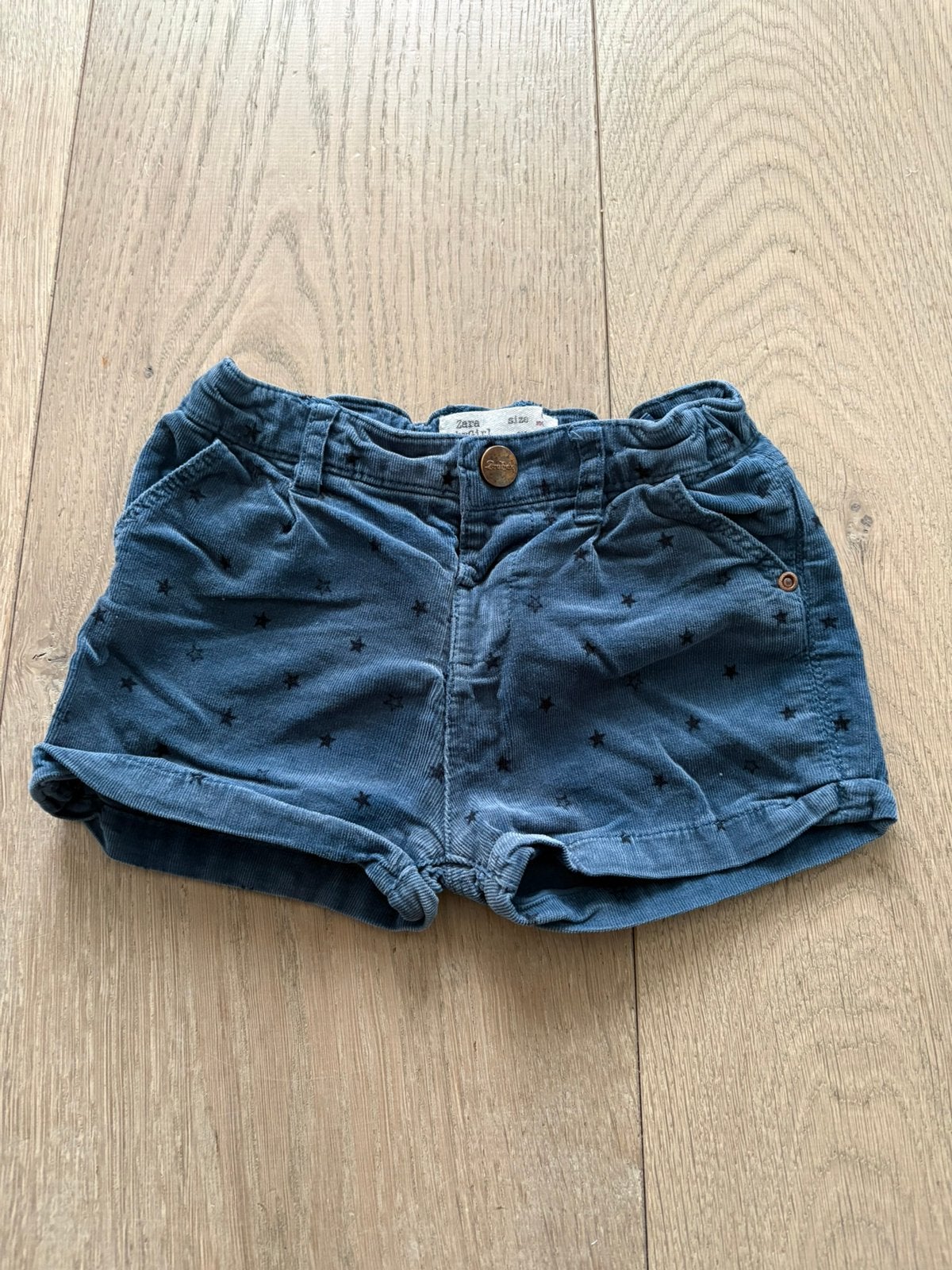 Korte broek Zara maat 74, Kinderen en Baby's, Babykleding | Maat 74, Ophalen of Verzenden, Gebruikt, Meisje, Broekje