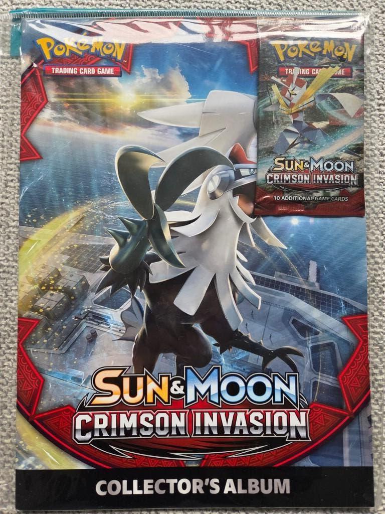 pokemon collectors kit sun & moon crimson invasion geseald, Ophalen of Verzenden, Zo goed als nieuw, Booster, Foil