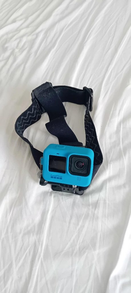 GoPro hero 10 + accesoires, Ophalen of Verzenden, Zo goed als nieuw, GoPro