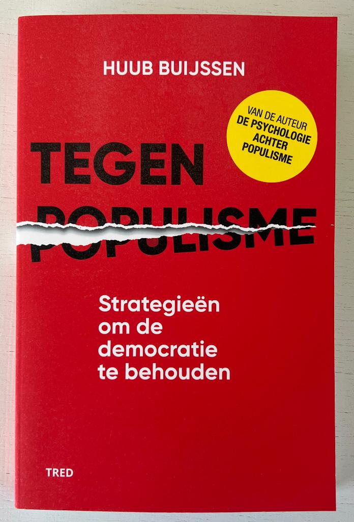 Tegen populisme - Huub Buijssen ( 2025), Boeken, Ophalen of Verzenden, Zo goed als nieuw, Overige gebieden