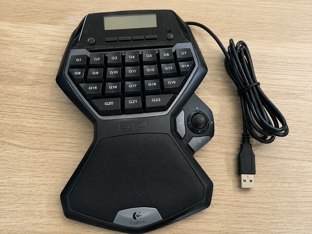 Logitech G13 Advanced Gameboard – Zo goed als nieuw, Computers en Software, Toetsenborden, Zo goed als nieuw, Overige indelingen