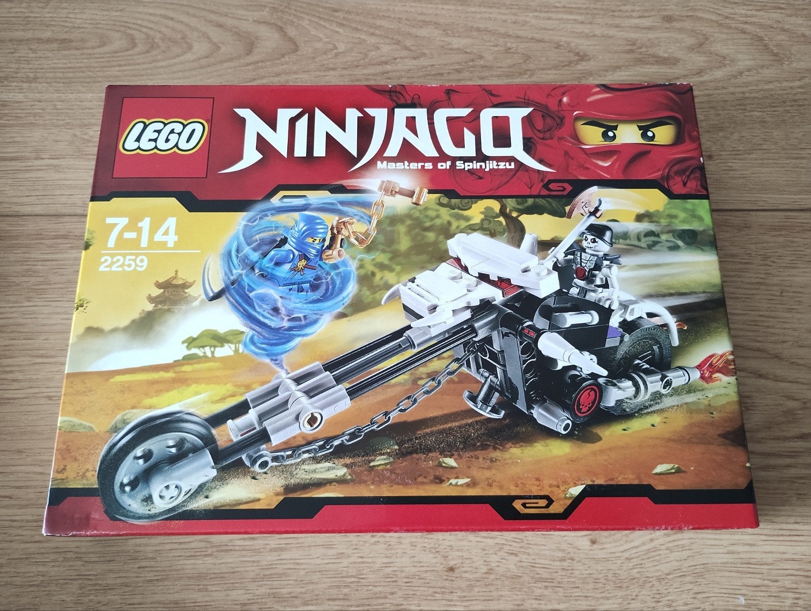 Lego Ninjago 2259 Skull Motorbike SEALED UIT 2011, Lego, Nieuw, Ophalen of Verzenden, Ongeopend/sealed