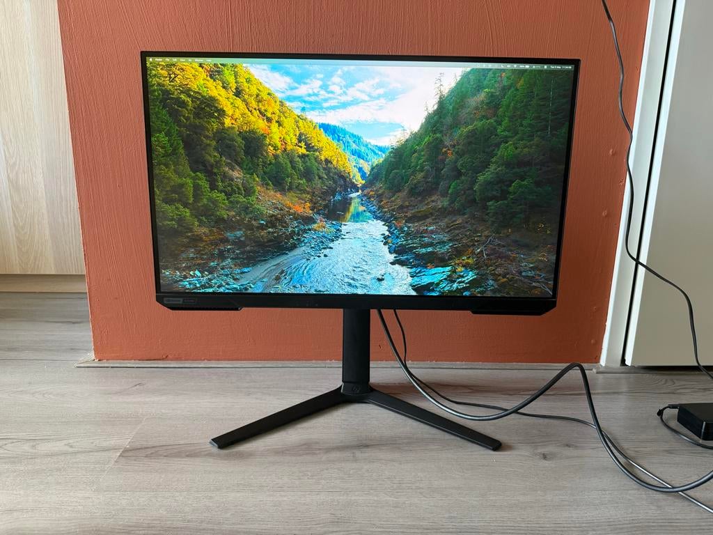 Samsung Odyssey 27 inch 1440p QHD 165hz LCD Gaming Monitor, Computers en Software, Monitoren, IPS, In hoogte verstelbaar, Zo goed als nieuw
