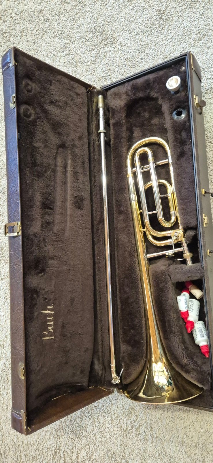 Vincent bach 42 tenortrombone, Muziek en Instrumenten, Blaasinstrumenten | Trombones, Ophalen of Verzenden, Gebruikt, Tenor