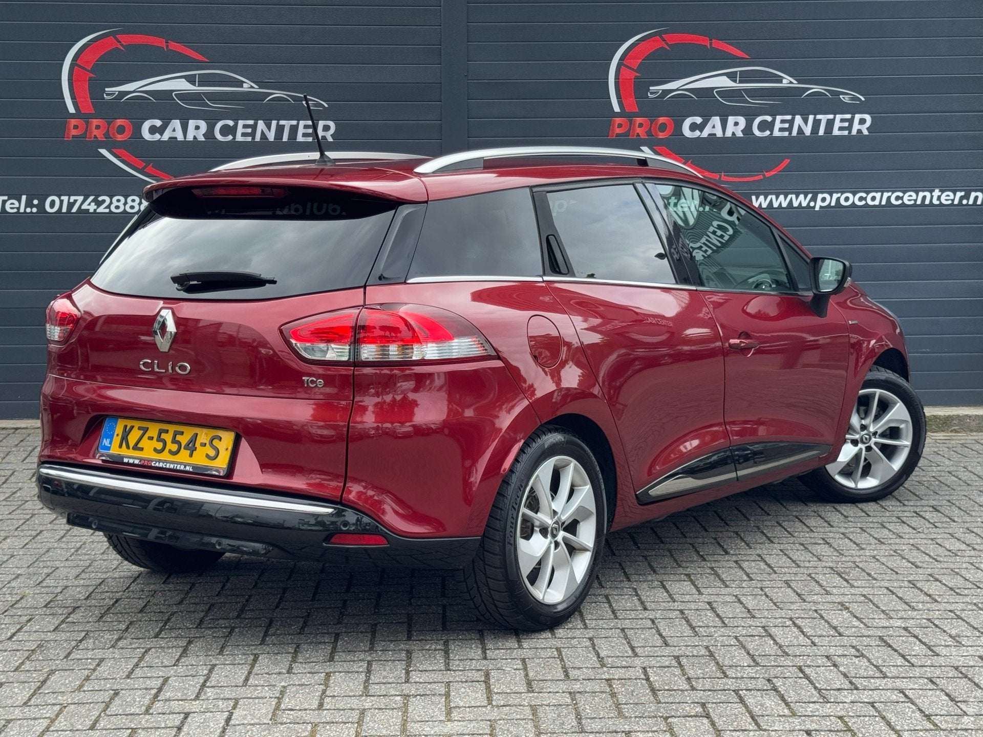 Renault Clio Estate 0.9 TCe Limited AIRCO | CRUISE | PDC | 2, Voorwielaandrijving, 898 cc, 1063 kg, Gebruikt