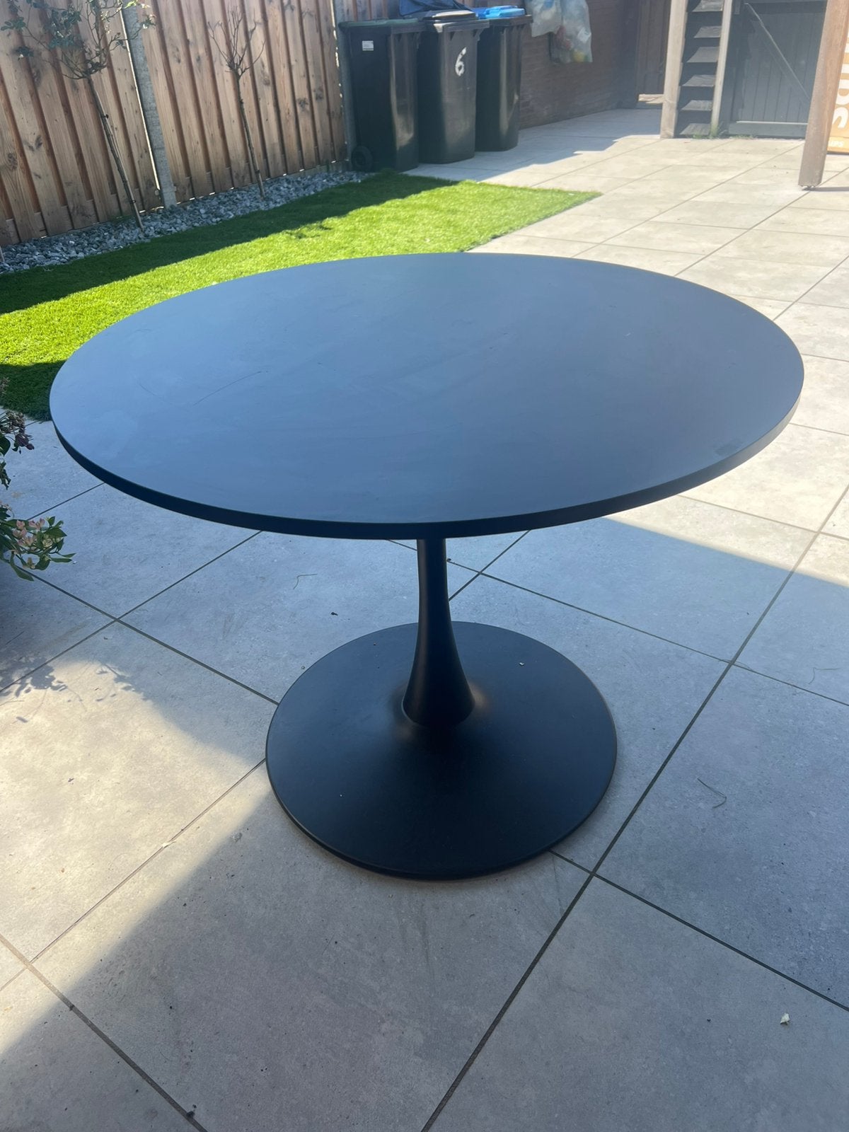Ronde tafel, Tuin en Terras, Ophalen, Zo goed als nieuw, Rond, Kunststof