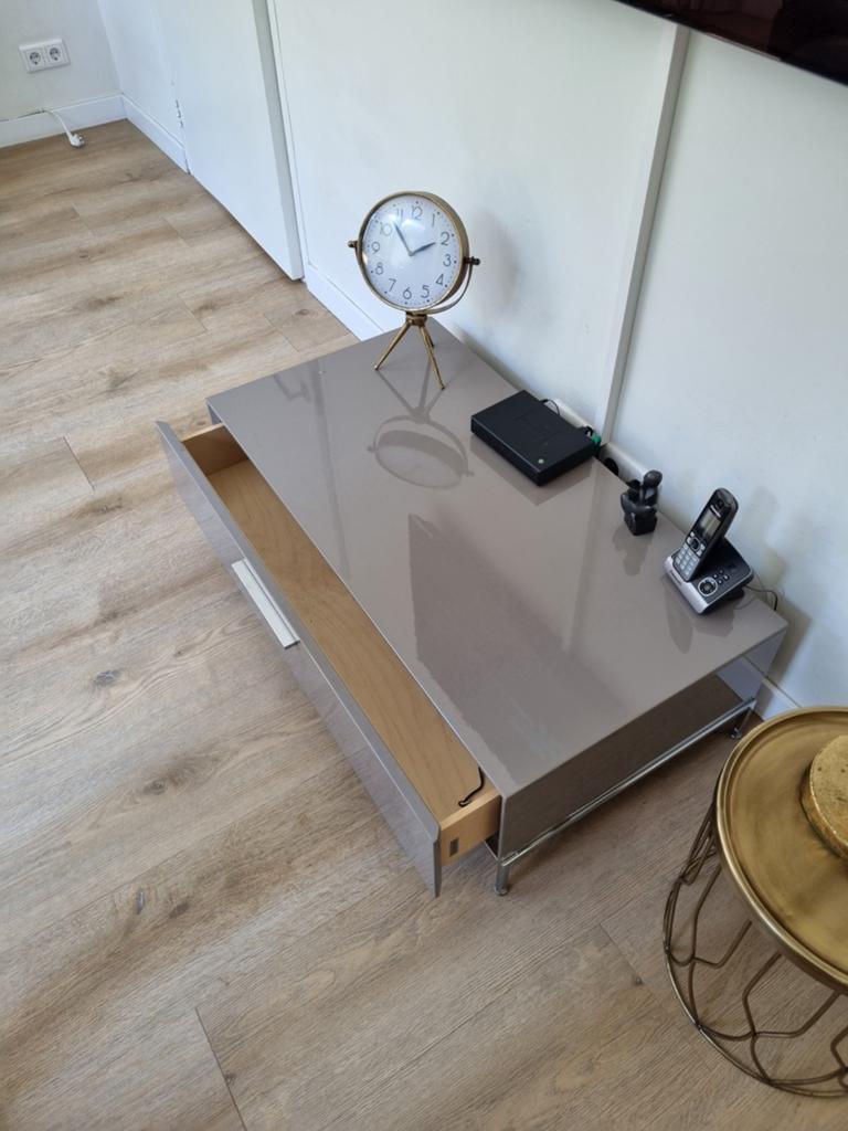 Taupe tv meubel tvmeubel hoogglans, Ophalen, Overige materialen, 50 tot 150 cm, 30 cm of meer