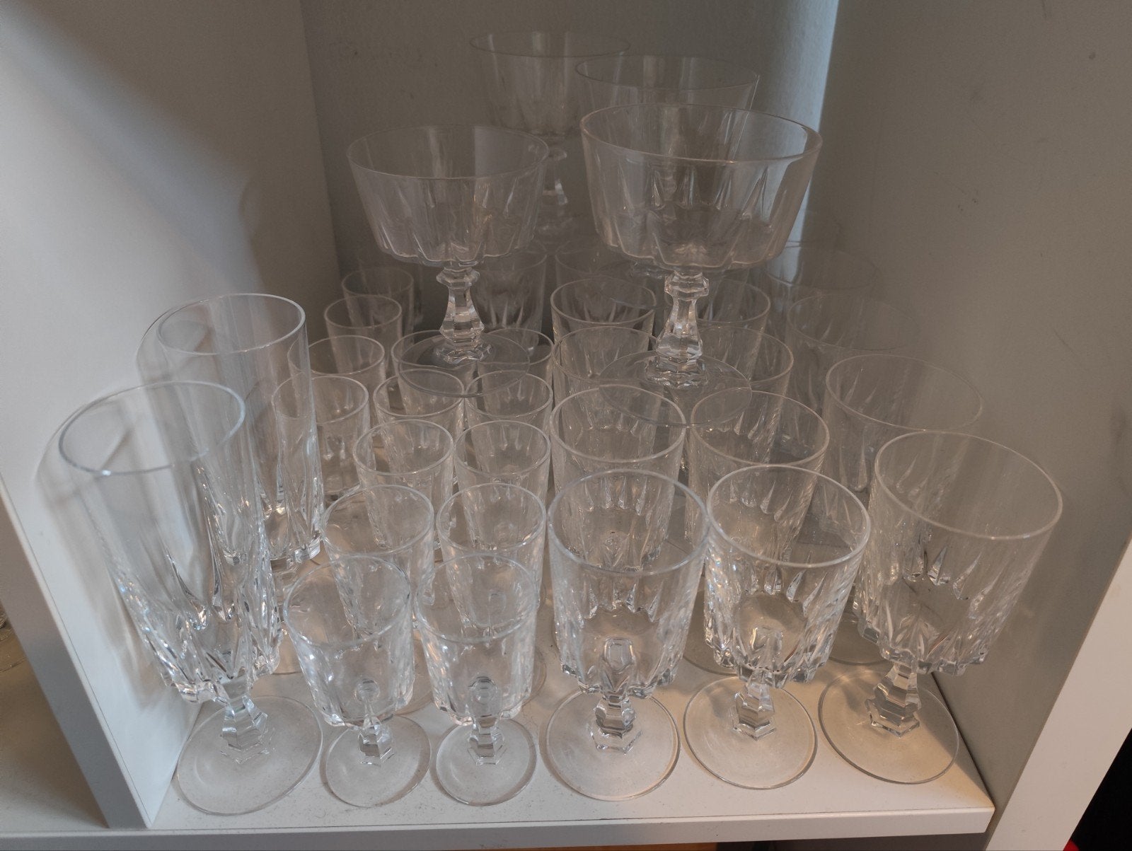 Zeer grote set (2 foto's) Crystal d'Arque Louvre glasservies, Ophalen, Zo goed als nieuw, Overige typen