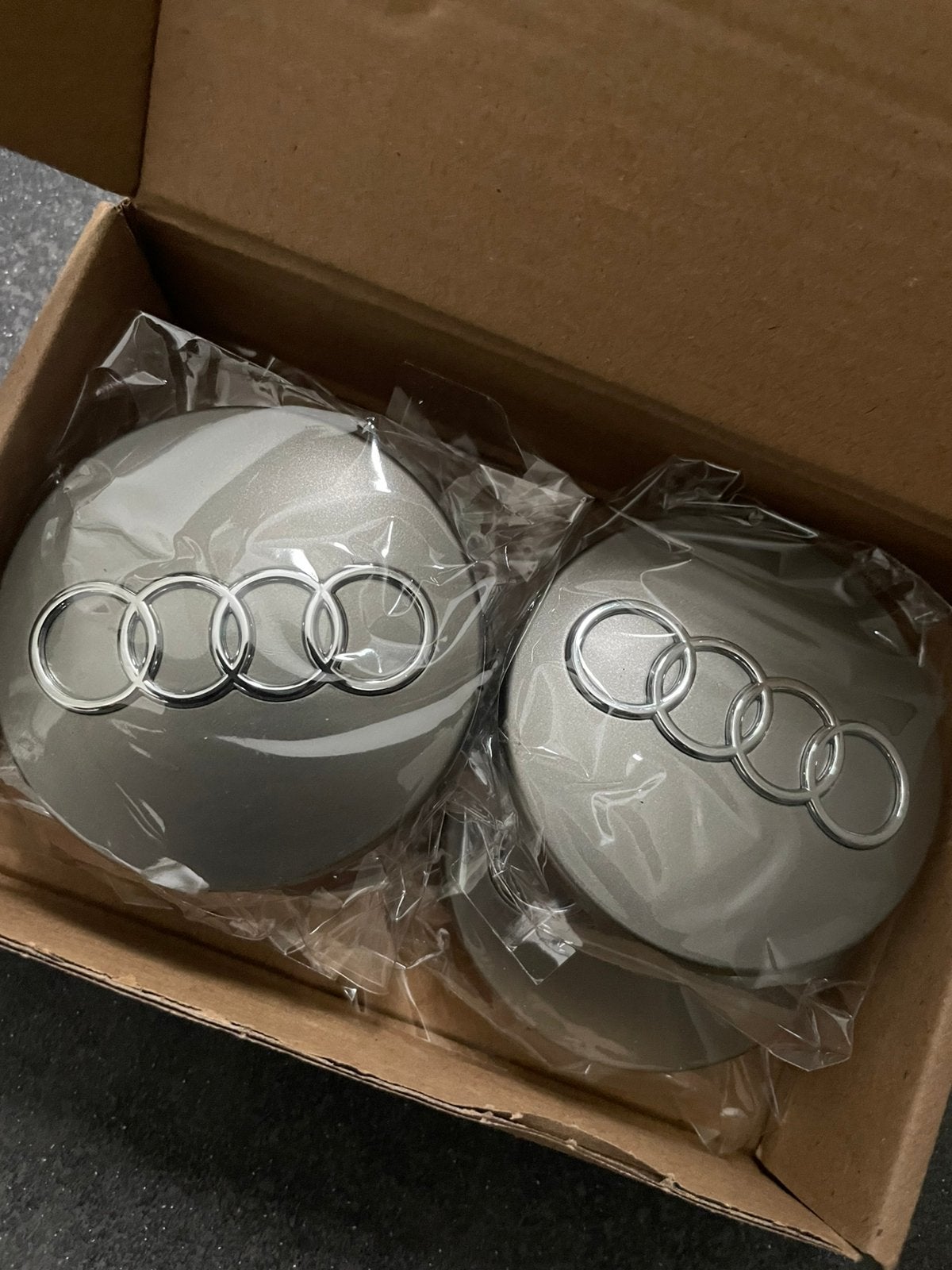 Audi naafdoppen 68mm, Auto diversen, Ophalen, Nieuw