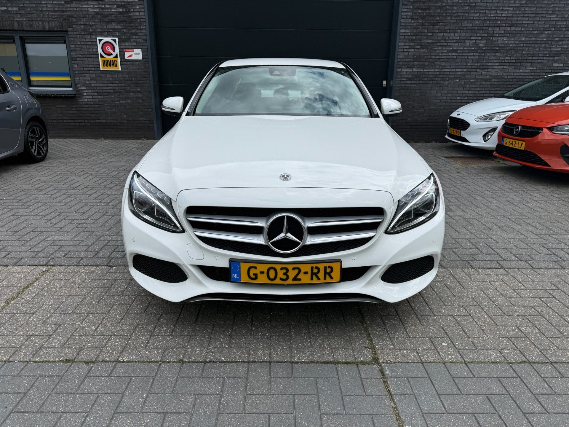 Mercedes-Benz C-Klasse 200 Premium Plus | 1E EIGENAAR | 3/6/, Automaat, 4 cilinders, Leder en Stof, Wit