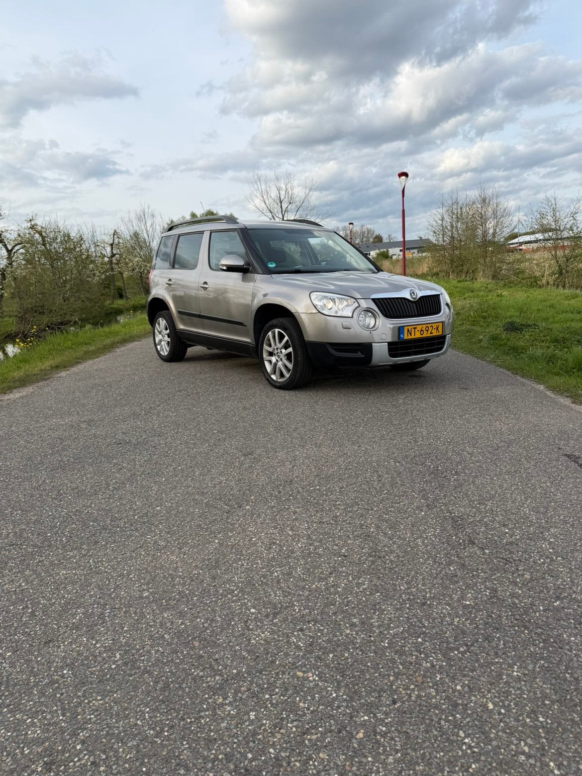 Skoda Yeti 1.2 TSI 77KW Dsg7 2010 Grijs, Auto's, Euro 5, 15 km/l, Zwart, 4 cilinders