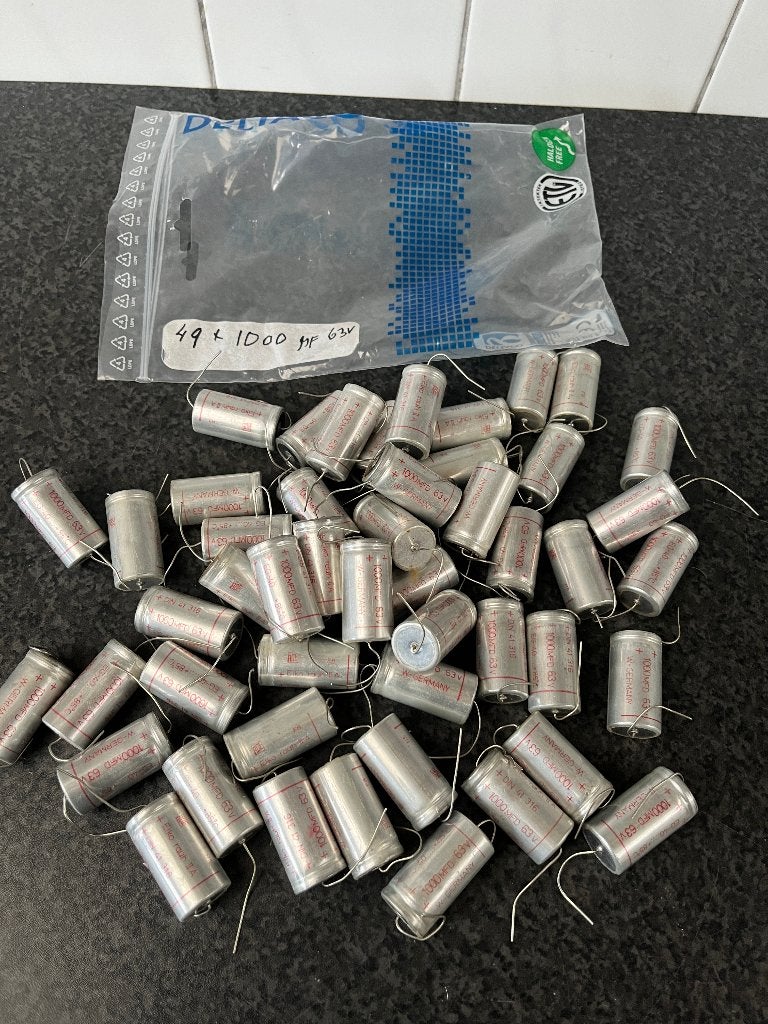49x nieuwe Roe / Rauh 2A elco 1000 UF , 63 volt . NOS., Ophalen of Verzenden, Nieuw