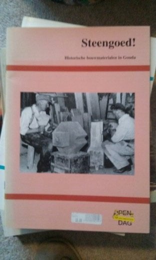 Boek - 43 - Steengoed!, Ophalen of Verzenden, Zo goed als nieuw
