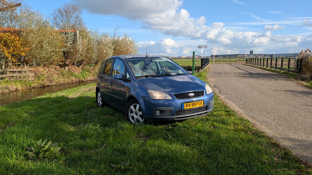 Ruime en praktische Ford Focus C‑Max — APK tot 9 dec 2026, 4 cilinders, Blauw, 1200 kg, Handgeschakeld