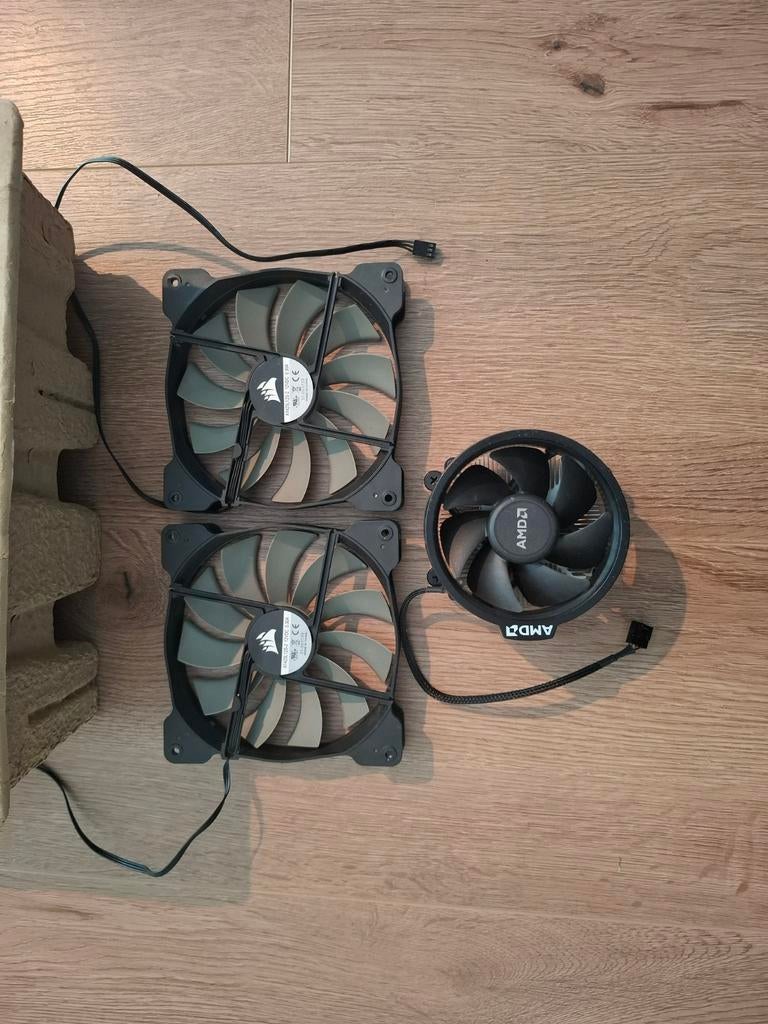 Amd cpu cooler + 2 fans., Ophalen of Verzenden, Luchtkoeling