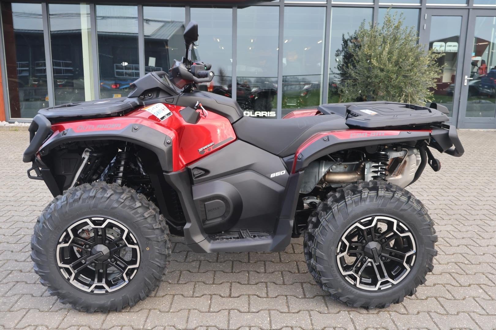 CAN-AM Outlander 850 XT ABS QUAD Nieuw T kenteken (bj 2026), BRP Can am, Infobrpbenelux@brp.com, Uchy 4-6
1006  Lausanne