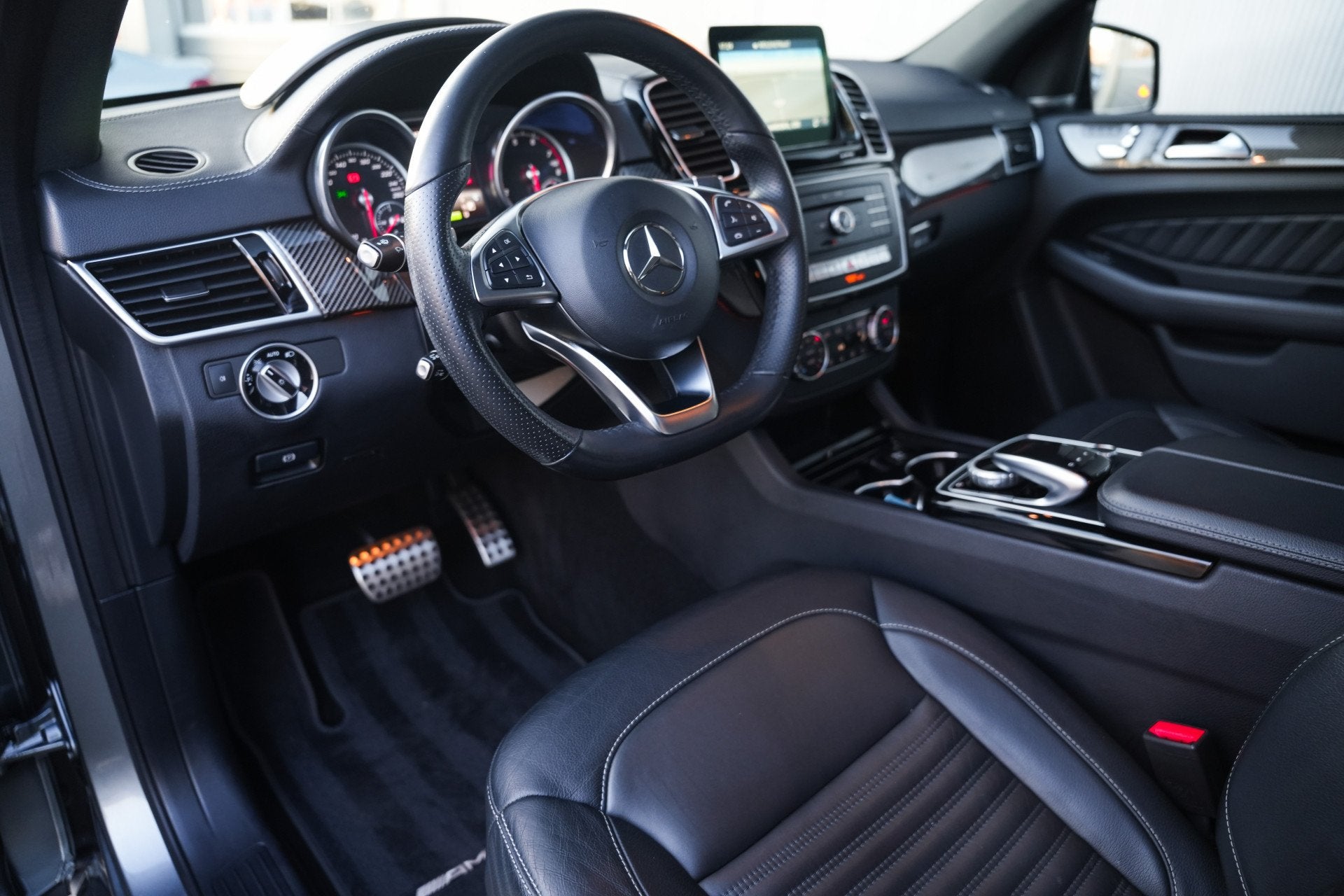 Mercedes-Benz GLE 500 e 449 pk 4MATIC AMG Sport Edition / NL, Auto's, Mercedes-Benz, Automaat, 8 kWh, Gebruikt, 2000 kg