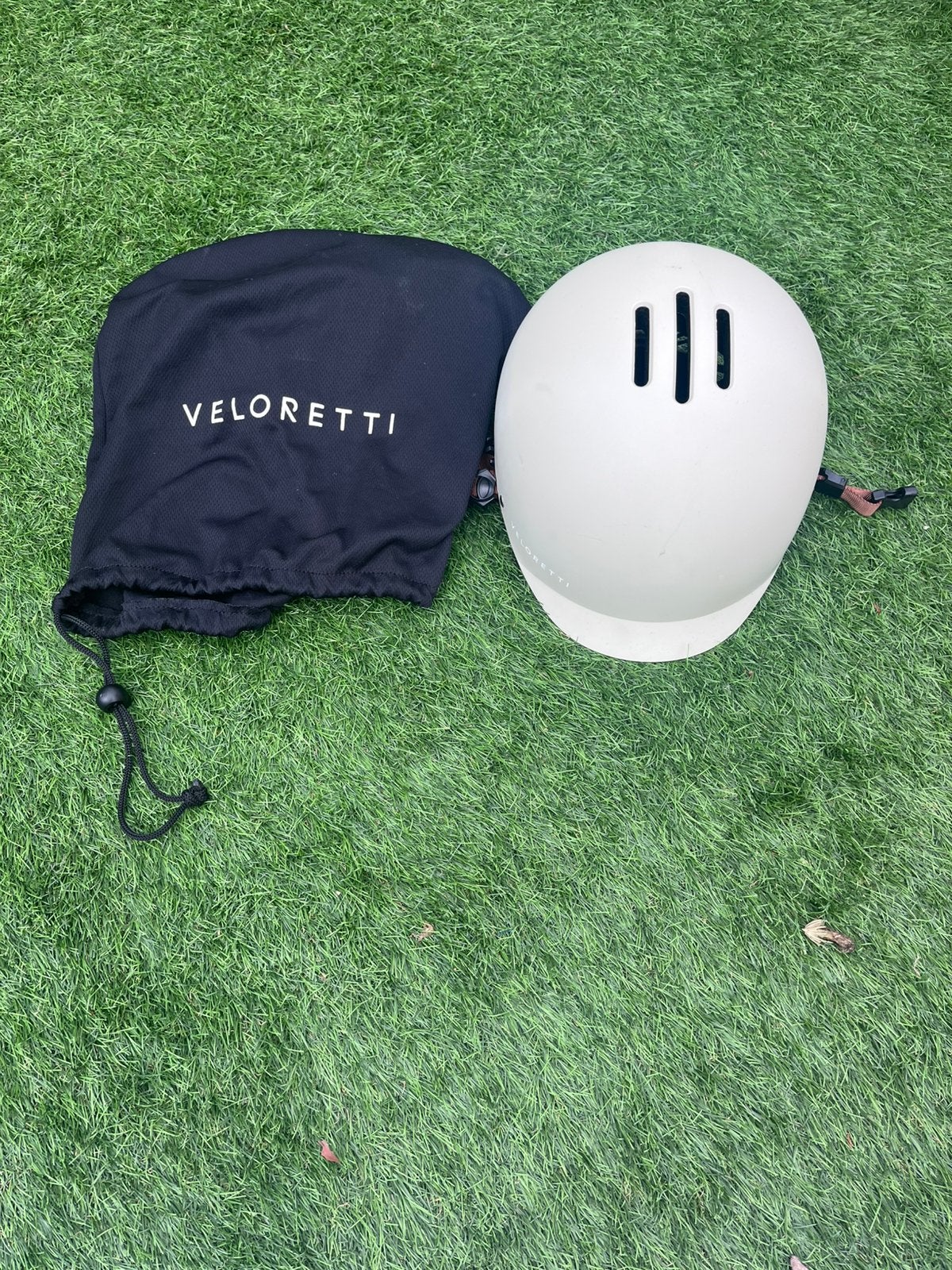 Veloretti kinderhelm, Ophalen of Verzenden, Zo goed als nieuw
