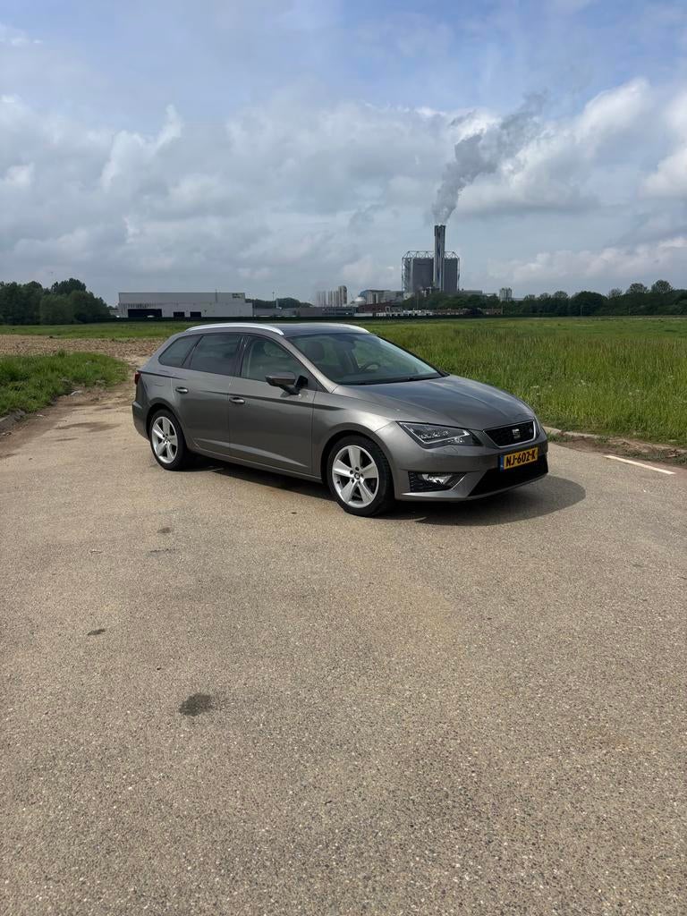 Seat Leon 1.4 Ecotsi 150pk 2016 Grijs, Voorwielaandrijving, 4 cilinders, Leon, Cruise Control