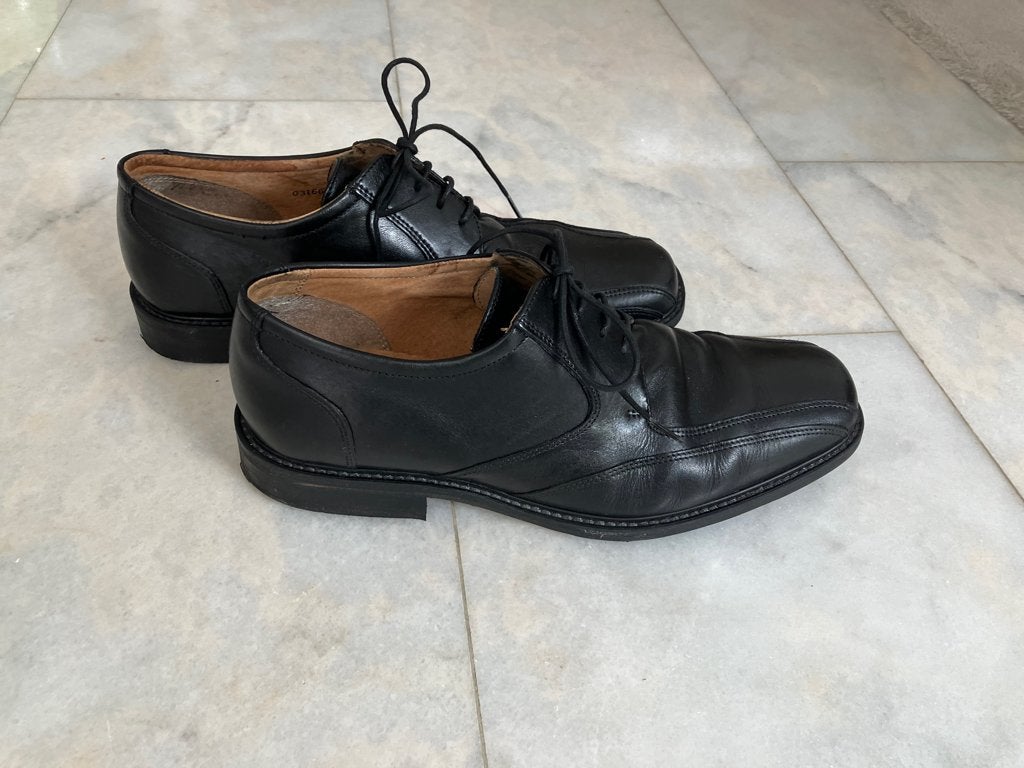 Zwarte leren schoenen maat 45  , Kleding | Heren, Schoenen, Zwart, Ophalen of Verzenden, Van Beers, Gedragen