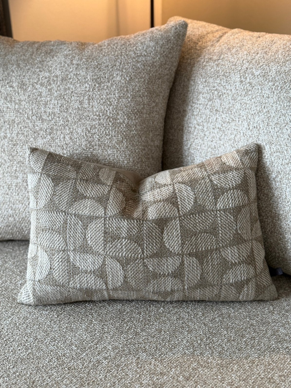 Claudi sierkussen Sand | 40x30cm, Huis en Inrichting, Beige, Ophalen of Verzenden, Zo goed als nieuw, Sierkussen