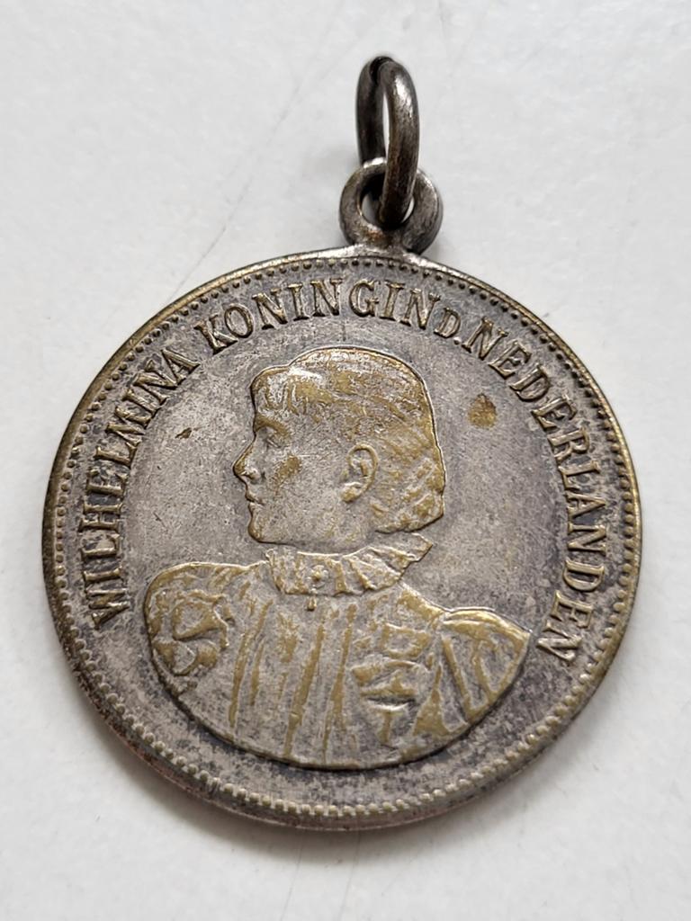 Koningin Wilhelmina medaille inhuldiging 1898, Ophalen of Verzenden