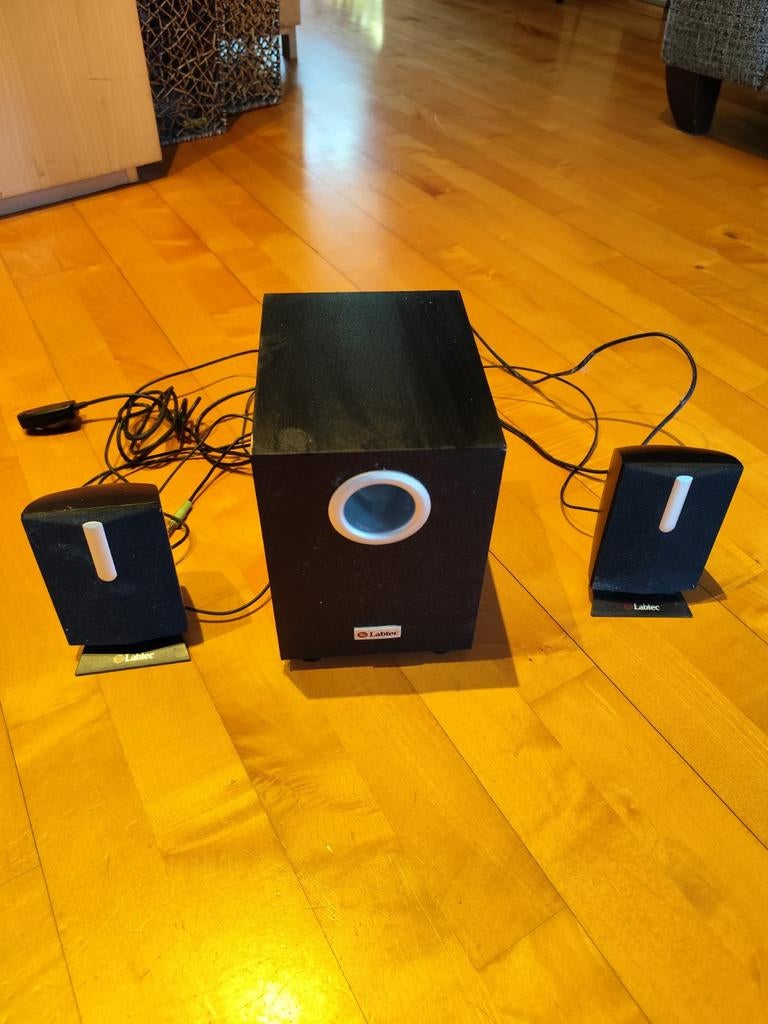 Labtec 2.1 Luidsprekerset met Subwoofer, Computers en Software, Pc speakers, Ophalen, Gebruikt, Audiokanaal 2.1, Labtec