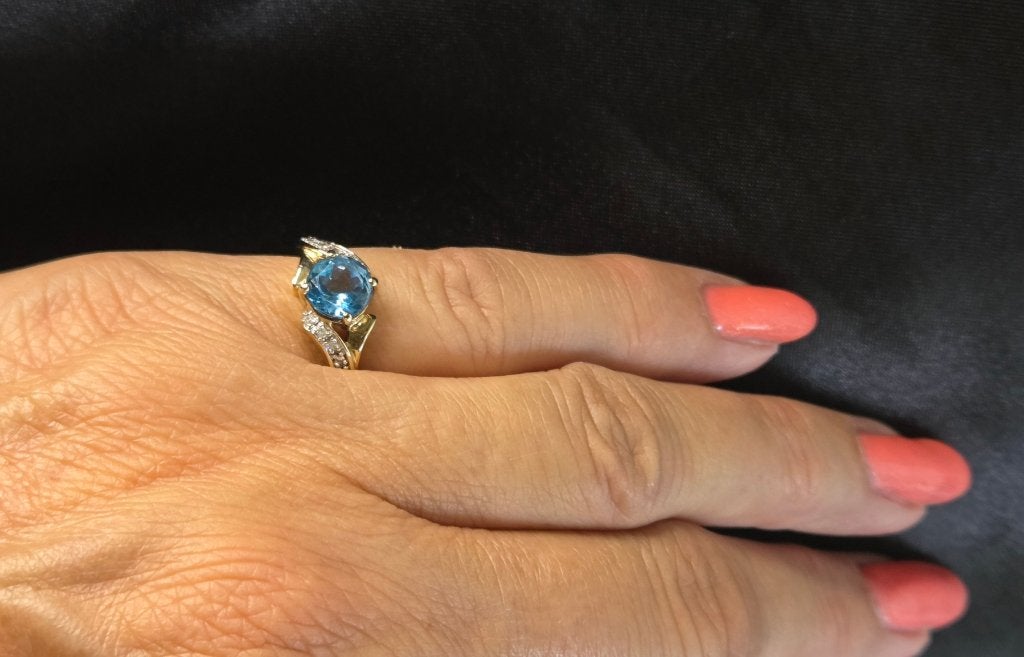Gouden Vintage ring edelsteen topaas en diamant. 2026/615, Blauw, ., Ophalen of Verzenden, .