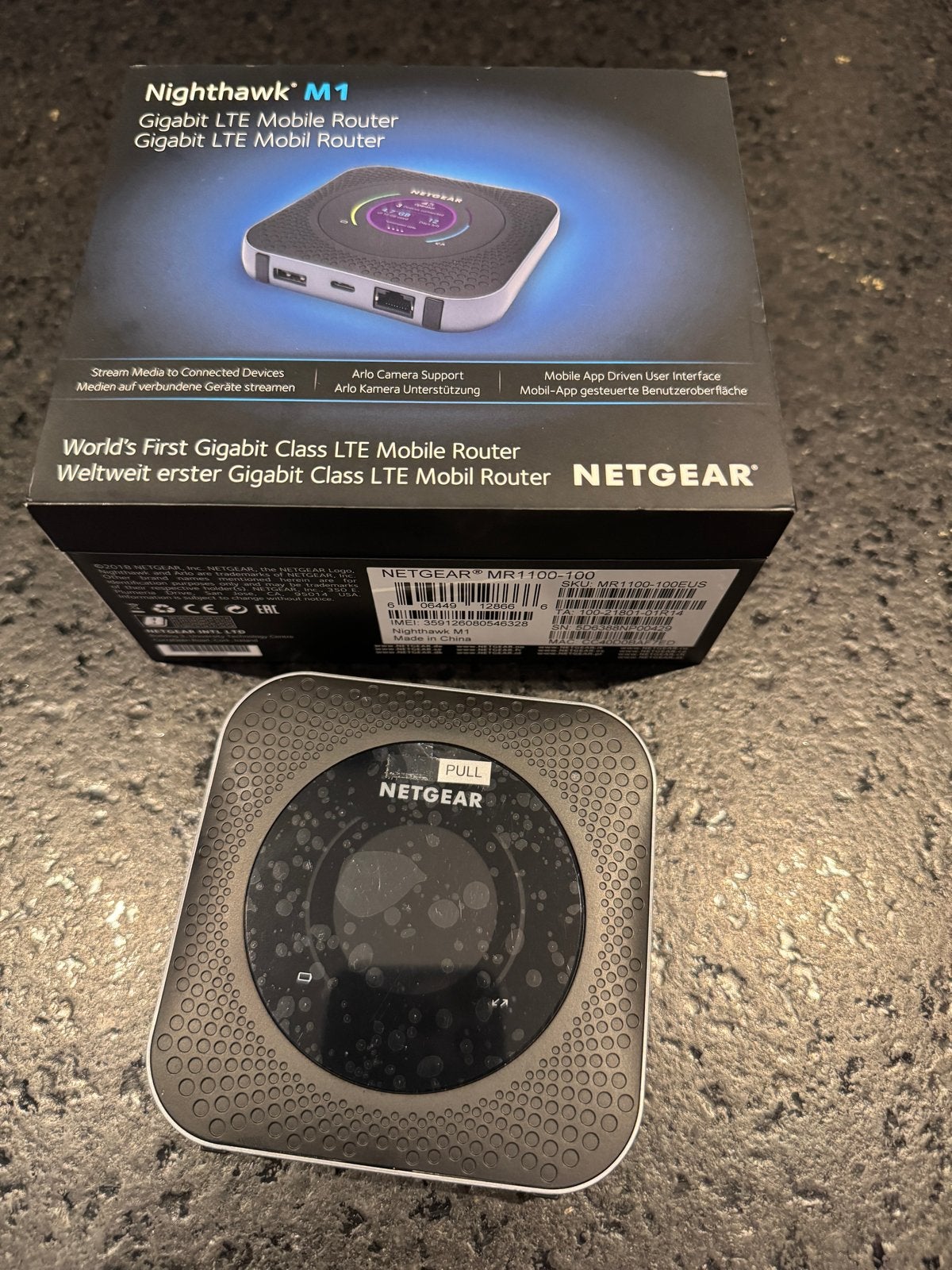 Netgear Nighthawk M1 Mobiele LTE Router (MR1100-100), Computers en Software, Routers en Modems, Ophalen of Verzenden, Zo goed als nieuw