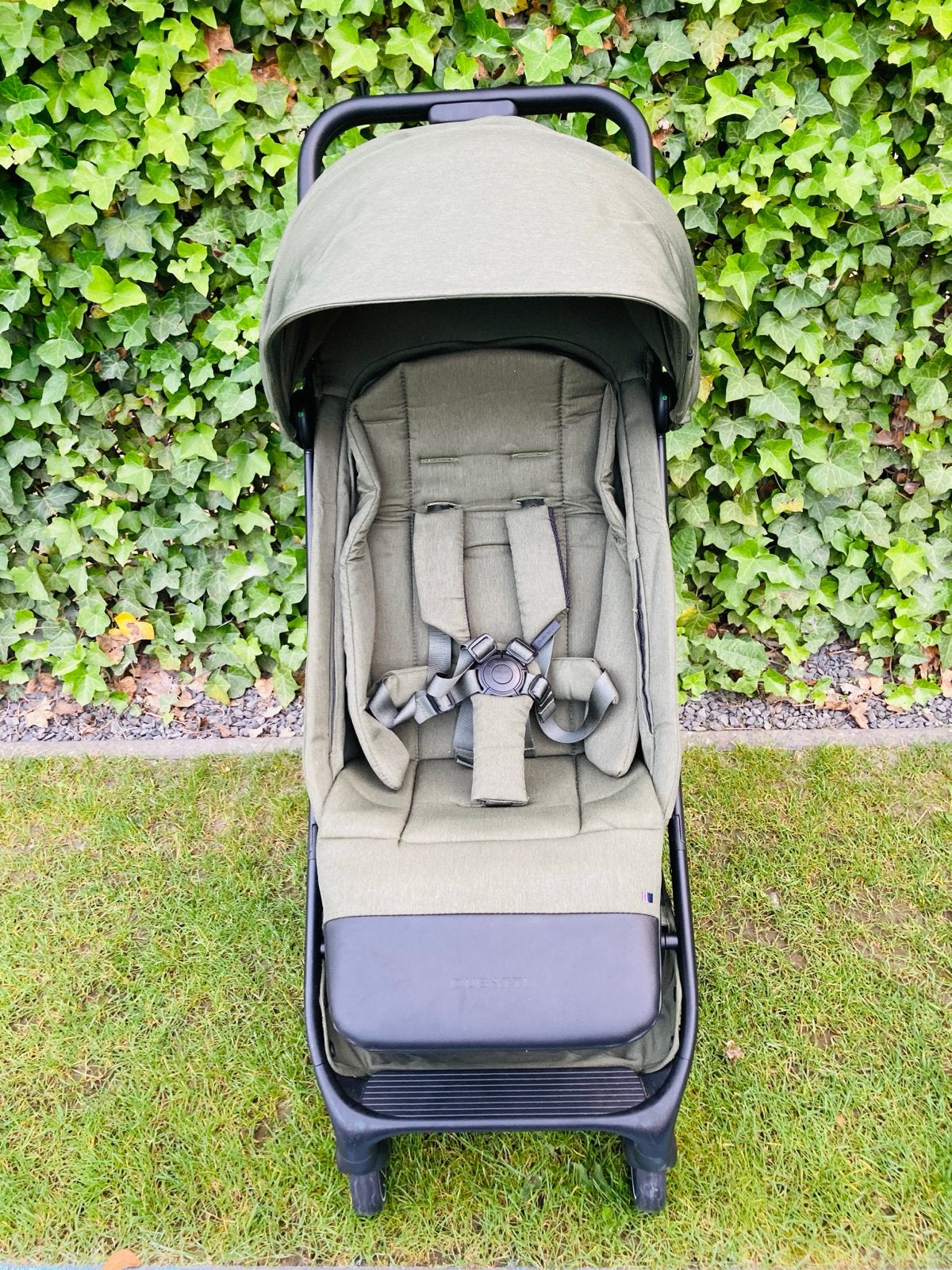 Dubatti Smart buggy groen met reistas en regenhoes, Kinderen en Baby's, Buggy's, Ophalen, Zo goed als nieuw, Overige merken, Verstelbare rugleuning
