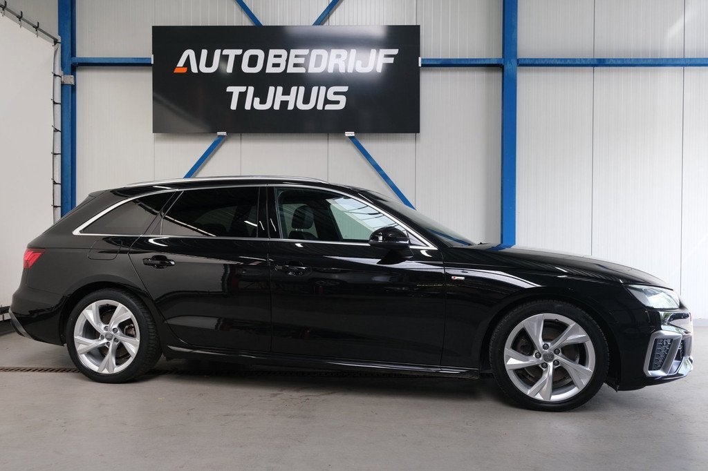 Audi A4 Avant 35 TFSI Launch edition Sport 2x S-Line Automaa, Gebruikt, Euro 6, 4 cilinders, Origineel Nederlands