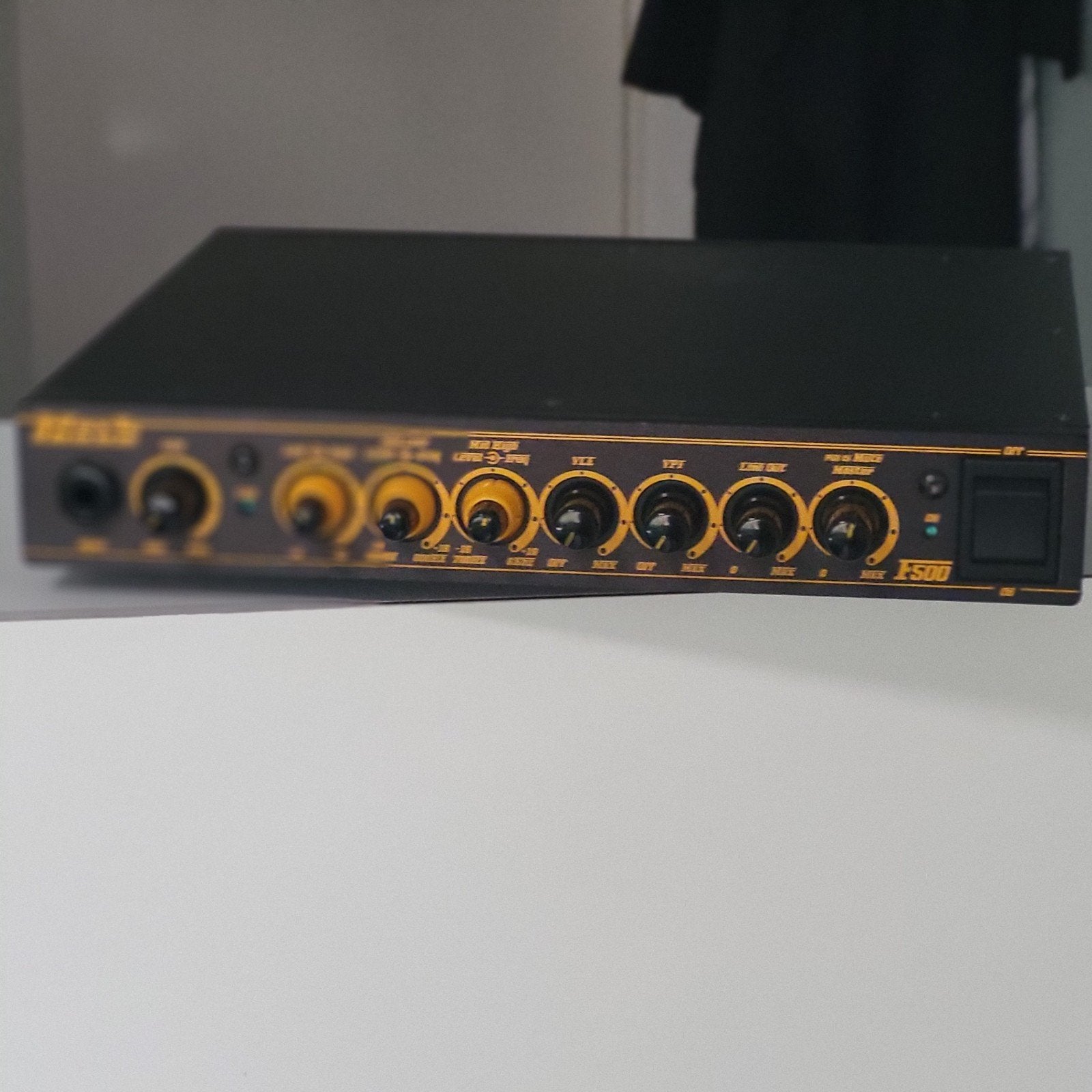 Markbass F500, Ophalen of Verzenden, Zo goed als nieuw, 100 watt of meer