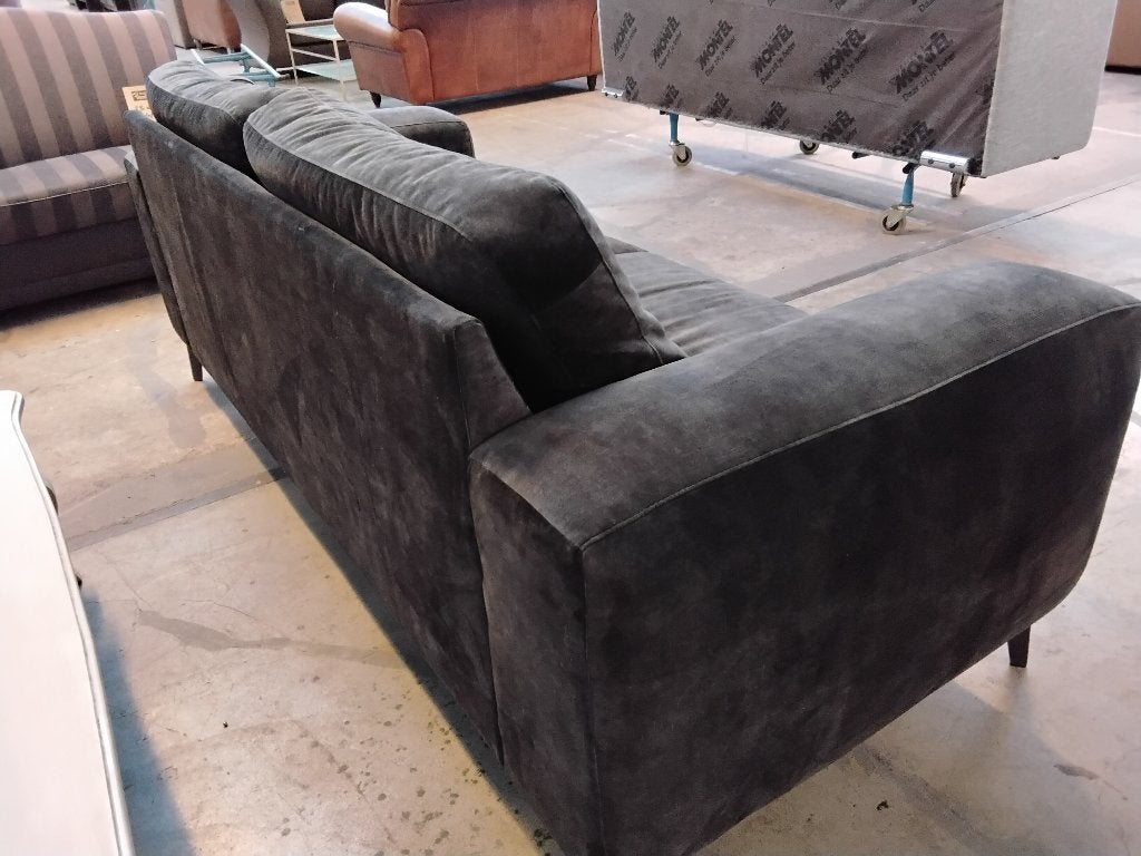 Bank zwart, 210cm voor 175=.  Second Life Wolvega., Huis en Inrichting, Banken | Bankstellen, Ophalen, Minder dan 75 cm, Driepersoons