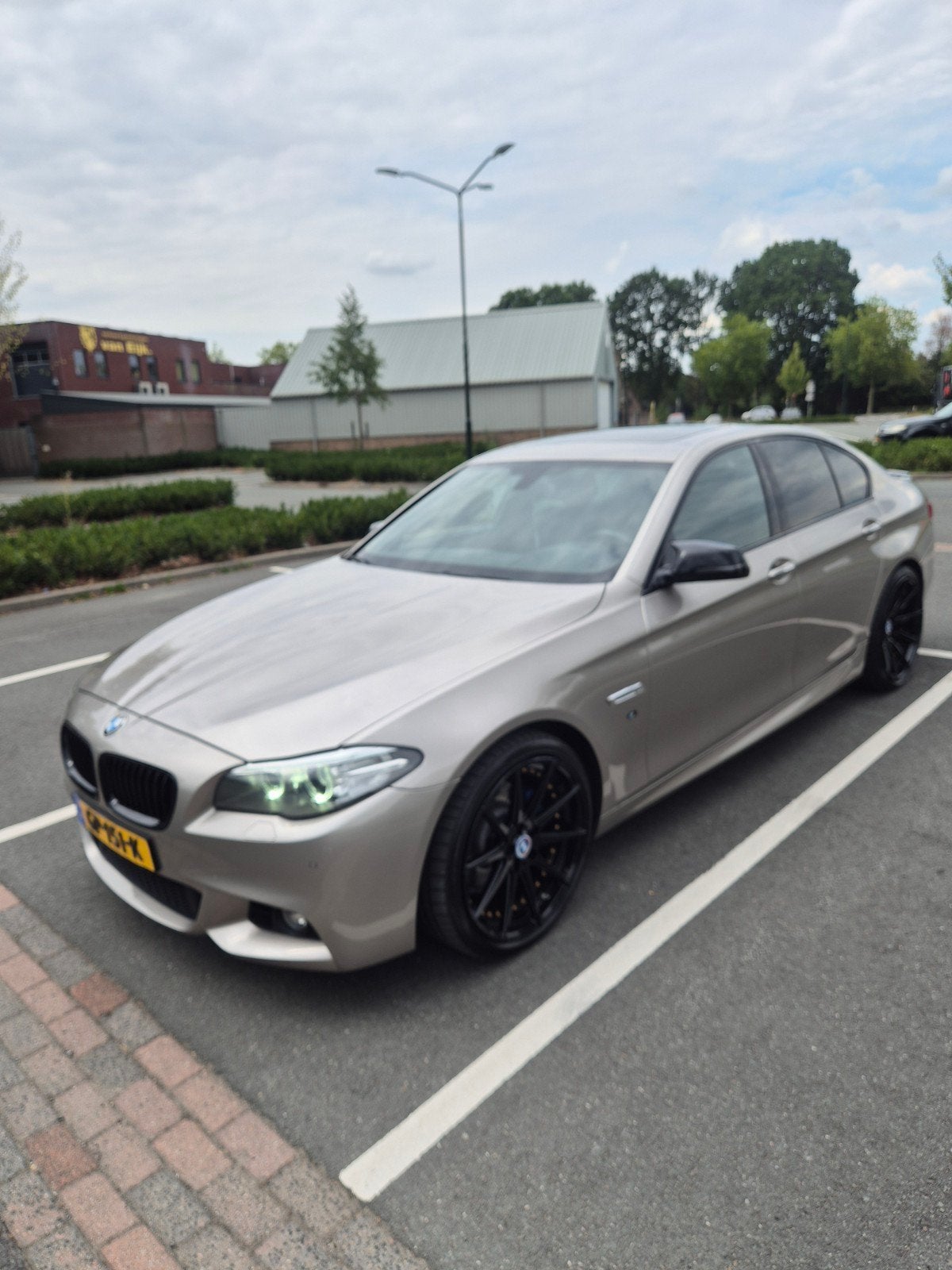 BMW 520i M-Pakket F10 Sedan.Individual, Automaat, Achterwielaandrijving, Euro 6, Overige kleuren