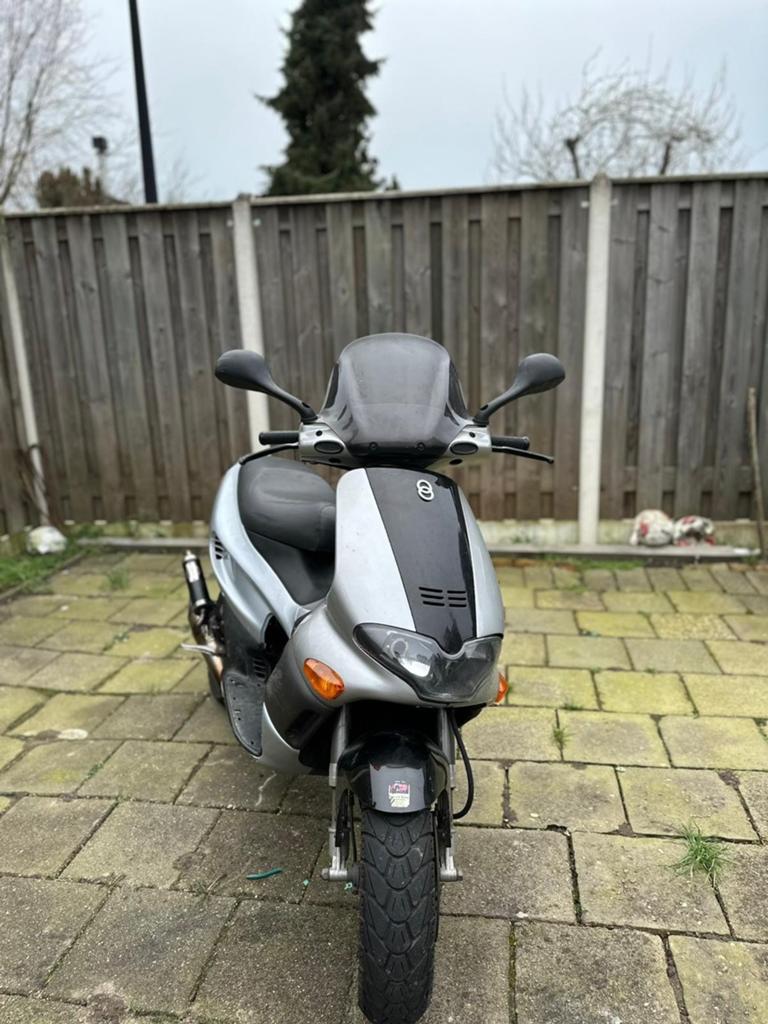 Gilera runner 70cc sprinter lc, Fietsen en Brommers, Ophalen, Tweetakt, Gilera