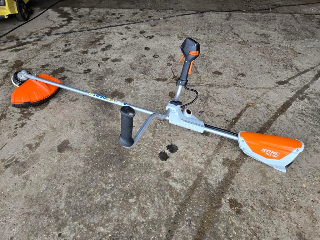 Nette Stihl FSA 130 Demo Accu Bosmaaier | draadkop nieuwst., Info@stihl.nl, Ophalen of Verzenden, Zo goed als nieuw, Stihl FSA 130 accu grastrimmer