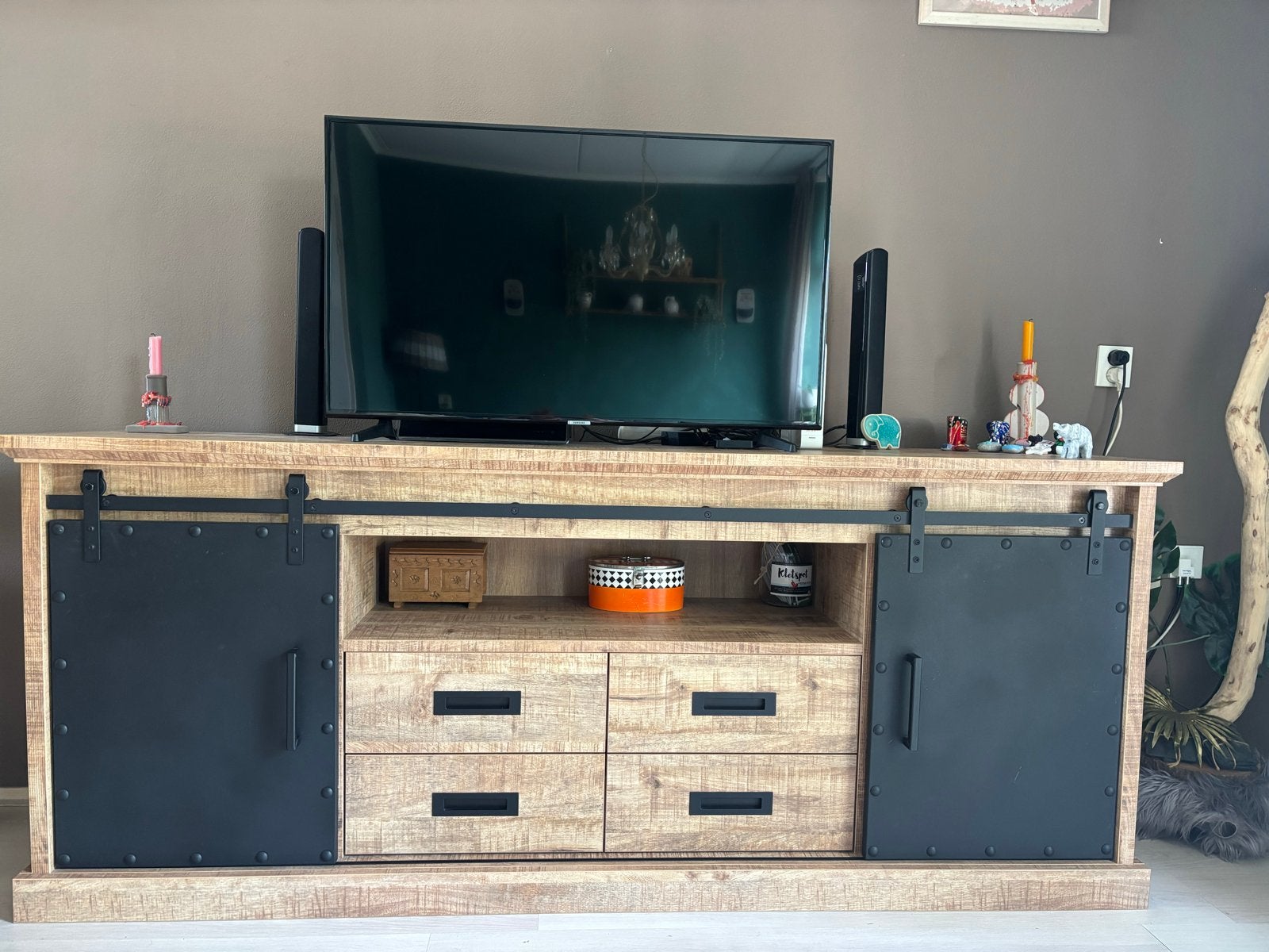 Industry dressoir lamulux Mango Houten Kast tv cm, Ophalen, Mangohout, Zo goed als nieuw, 200 cm of meer